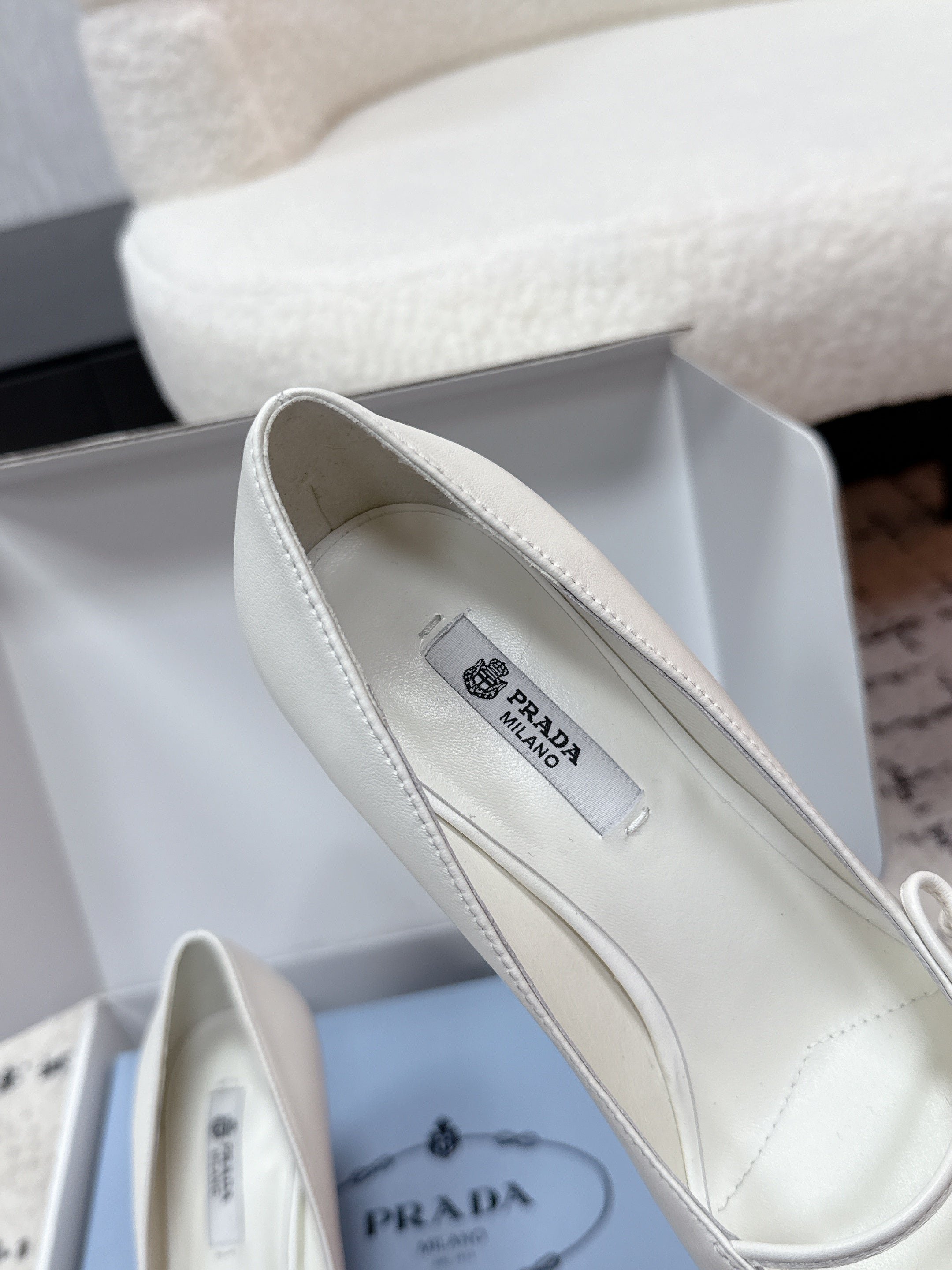 PRADA 26S POINTED-TOE HIGH HEELS 75MM IN CREAM WHITE CALFSKIN