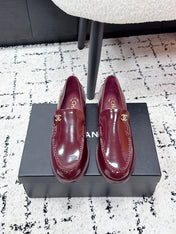 CHANEL 26S LOAFERS IN BURGUNDY RED PATENT CALFSKIN WITH CC LOGO