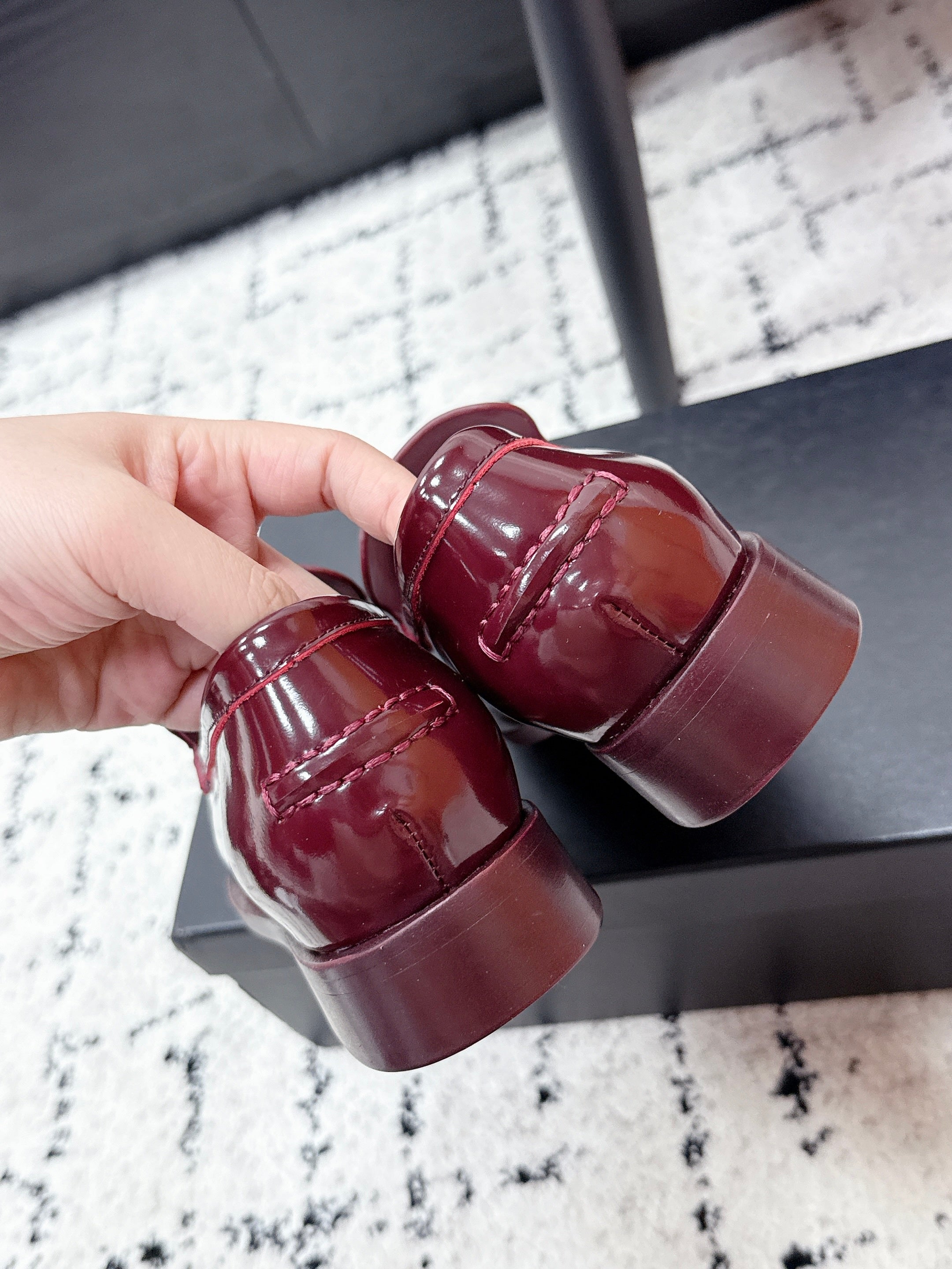 CHANEL 26S LOAFERS IN BURGUNDY RED PATENT CALFSKIN WITH CC LOGO