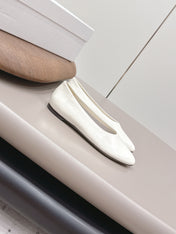 THE ROW 26S BALLET FLATS IN WHITE CALFSKIN