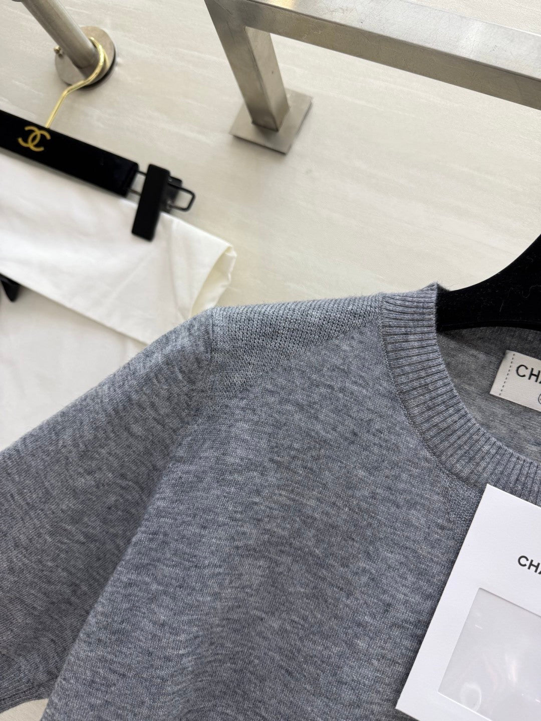 CHANEL 26S SHORT-SLEEVE SWEATER STYLE 1028