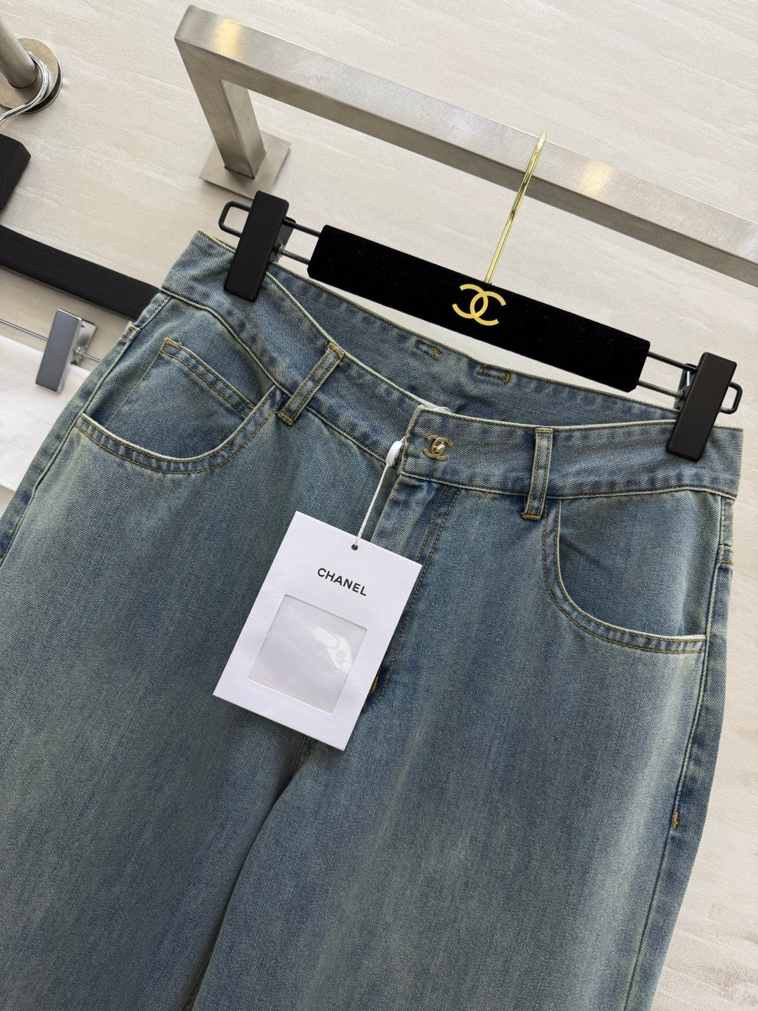 CHANEL 26S STRAIGHT-LEG JEANS STYLE 1194