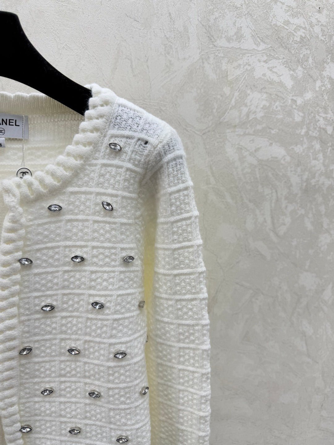 CHANEL 25S CARDIGAN 524