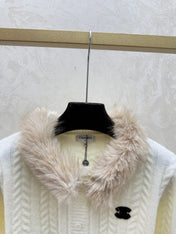 CHANEL 25S FUR-COLLAR CARDIGAN 516