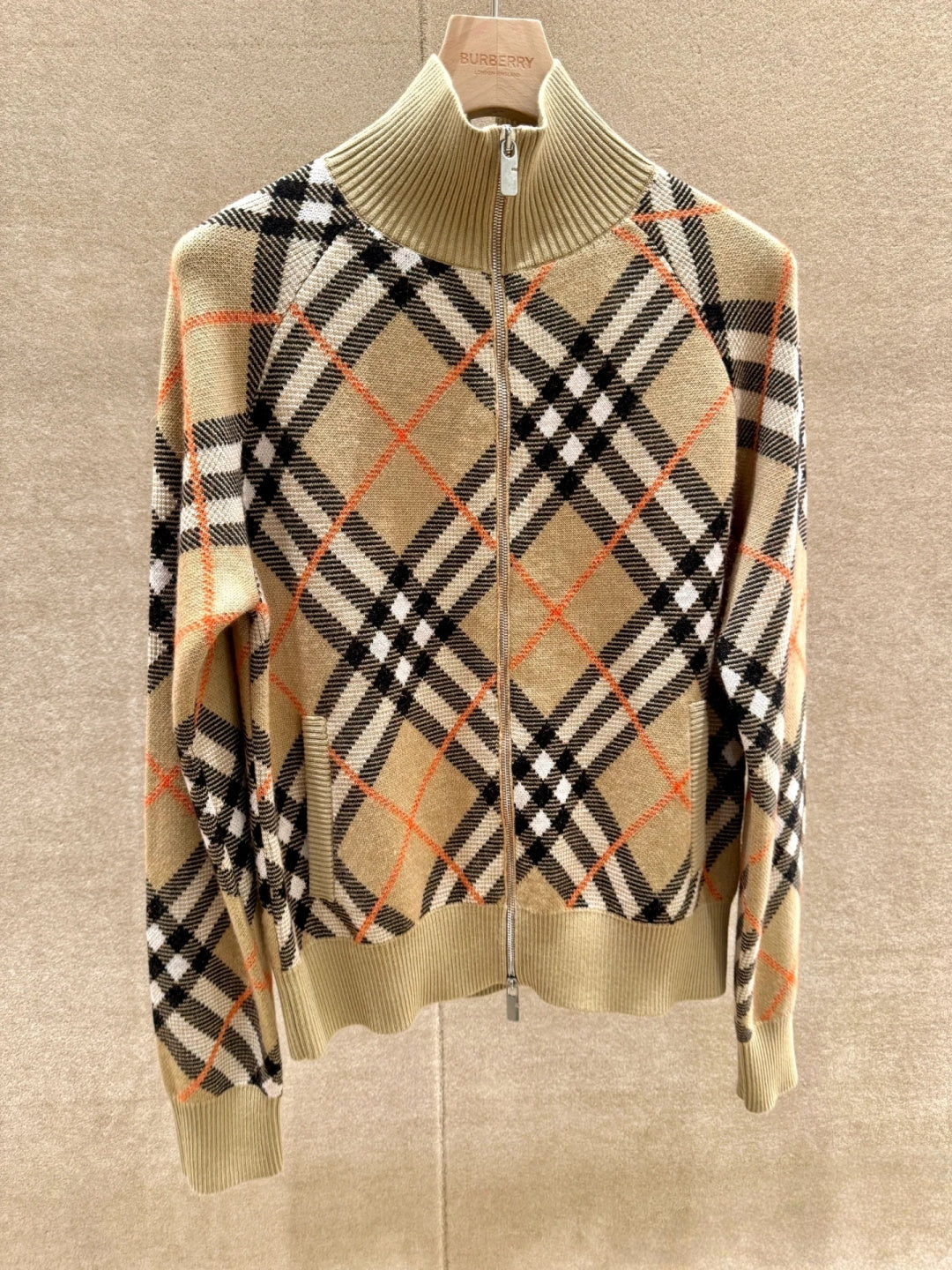BURBERRY 26S JACKET 428