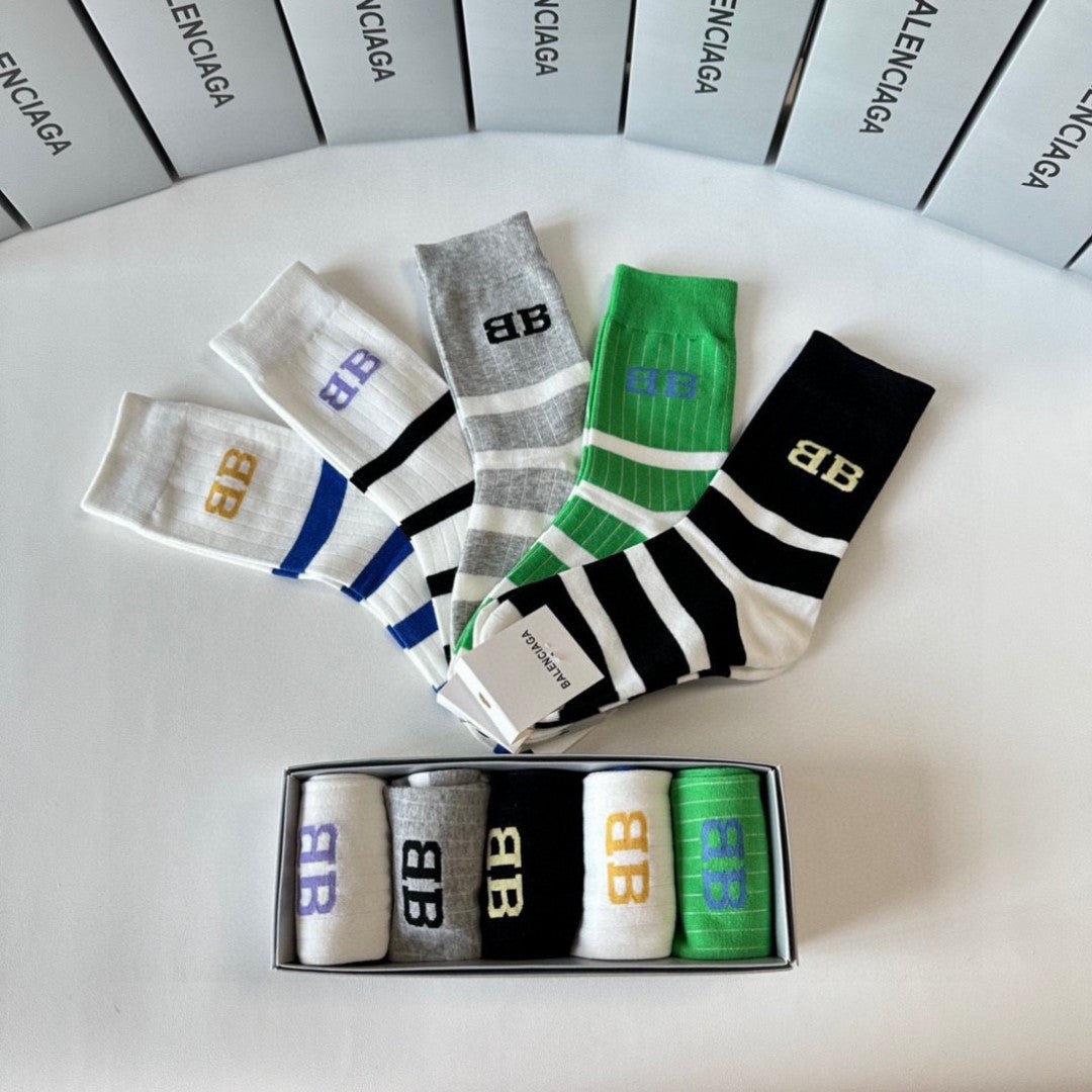 BALENCIAGA 26S CREW SOCKS 569236 (1 BOX)