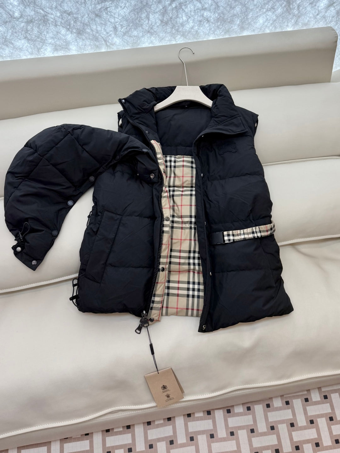 BURBERRY 25S PUFFER VEST 150