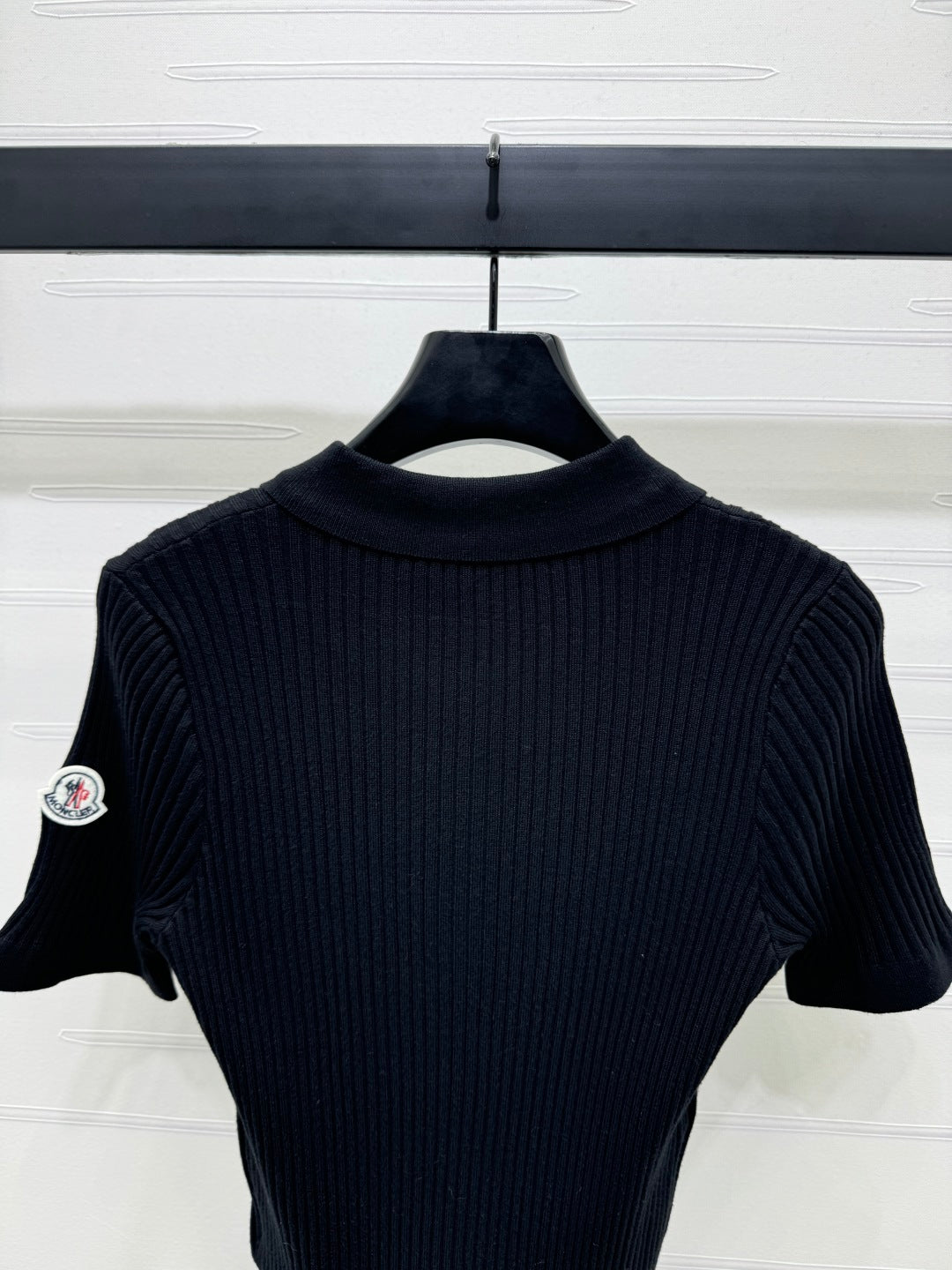 MONCLER 25S SHORT-SLEEVE KNIT TOP 255893