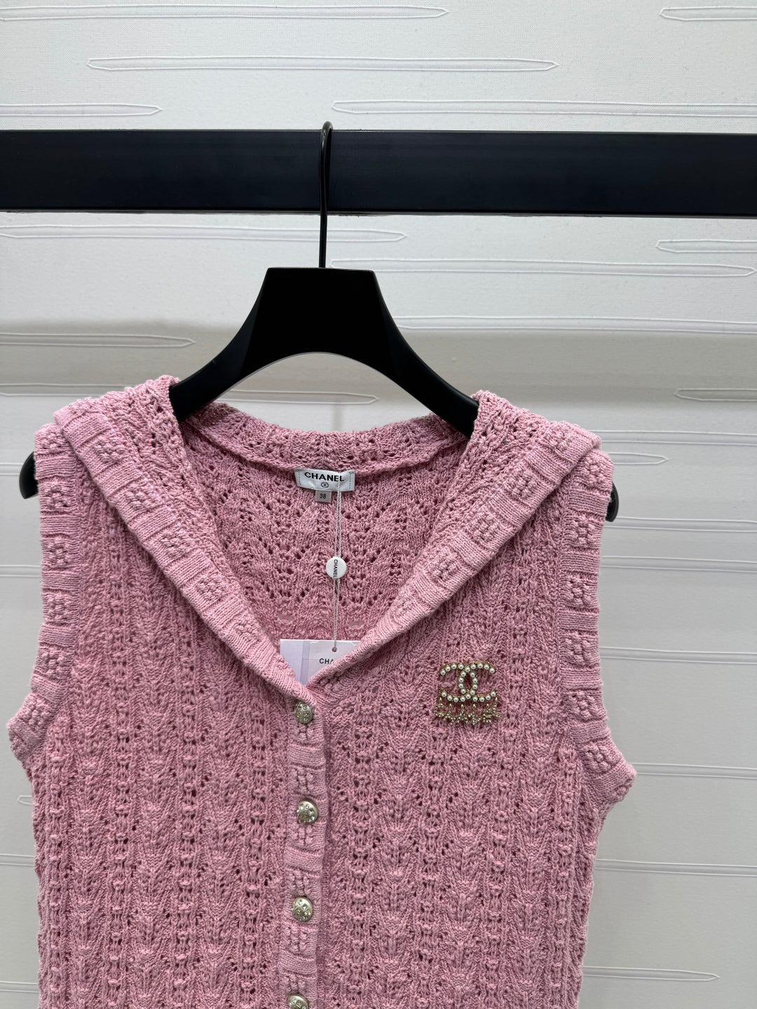 CHANEL 25S CROCHET SLEEVELESS VEST 264180