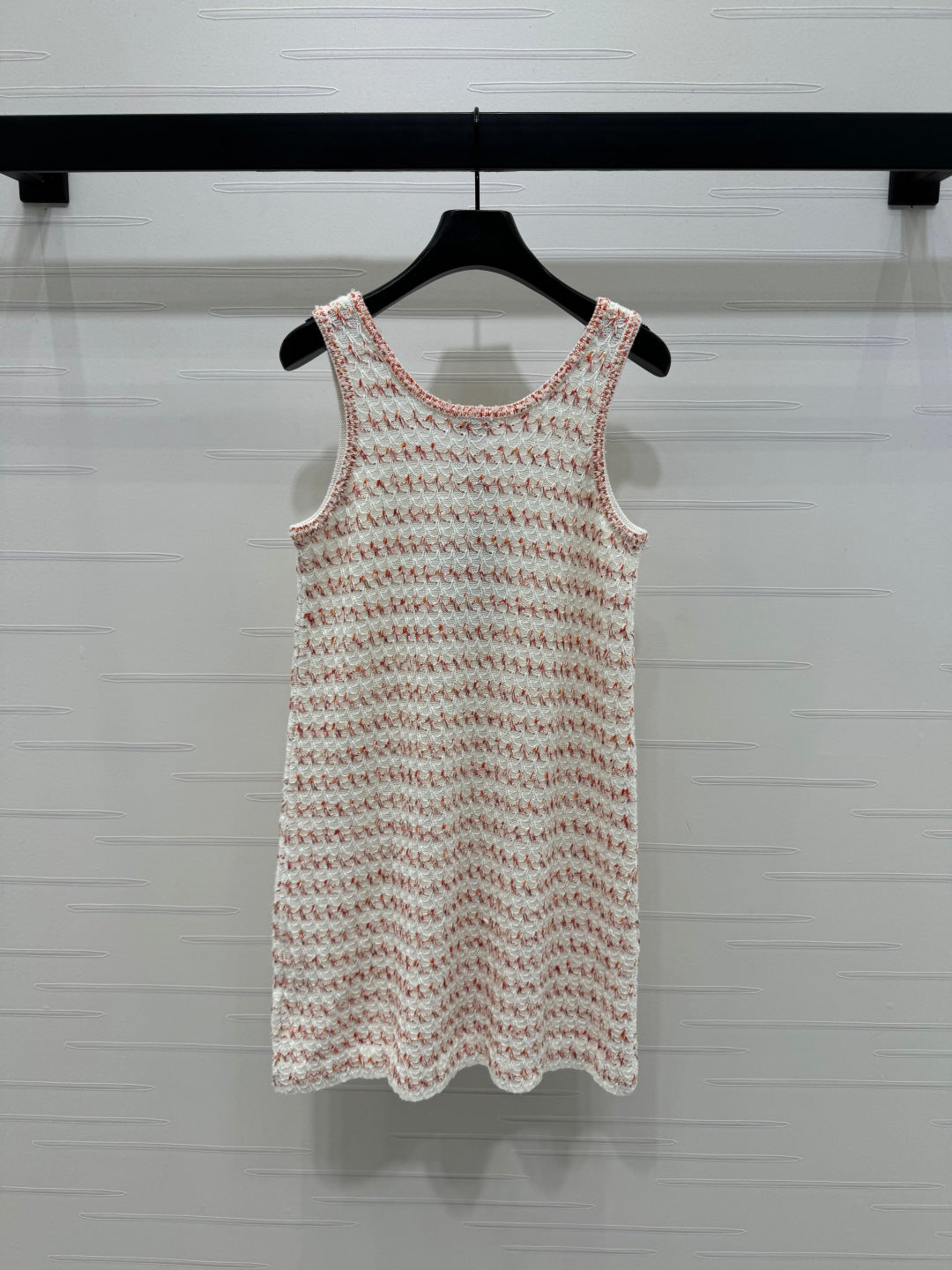 CHANEL 25S ROUND NECK KNIT DRESS WITH PEARL TAG 264026