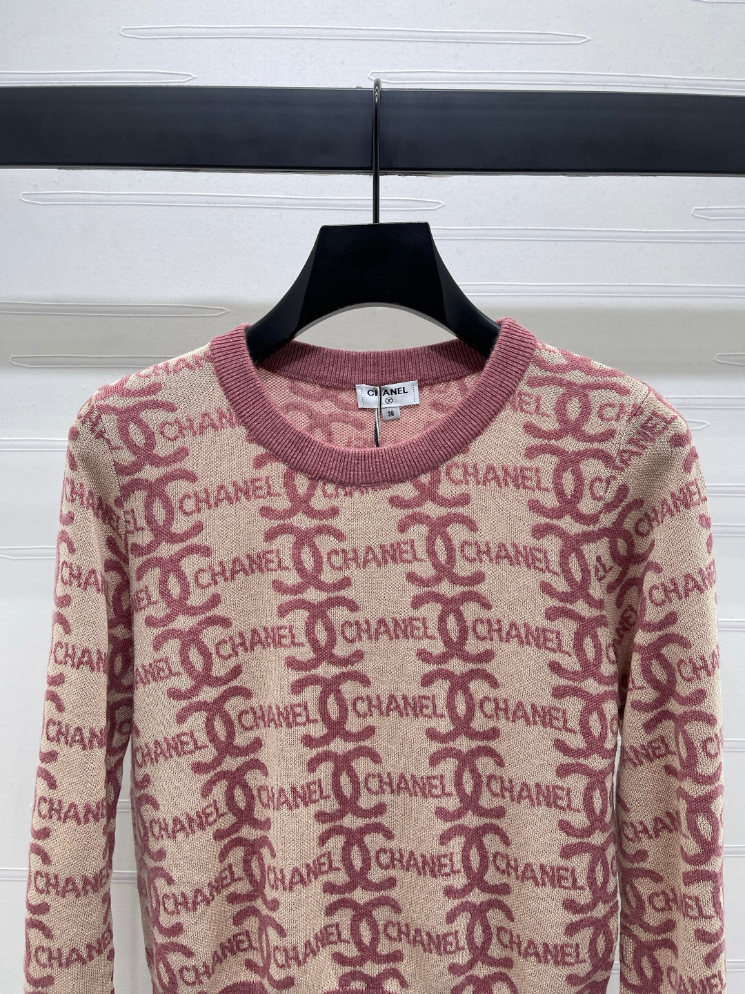 CHANEL 25S SWEATER STYLE 184