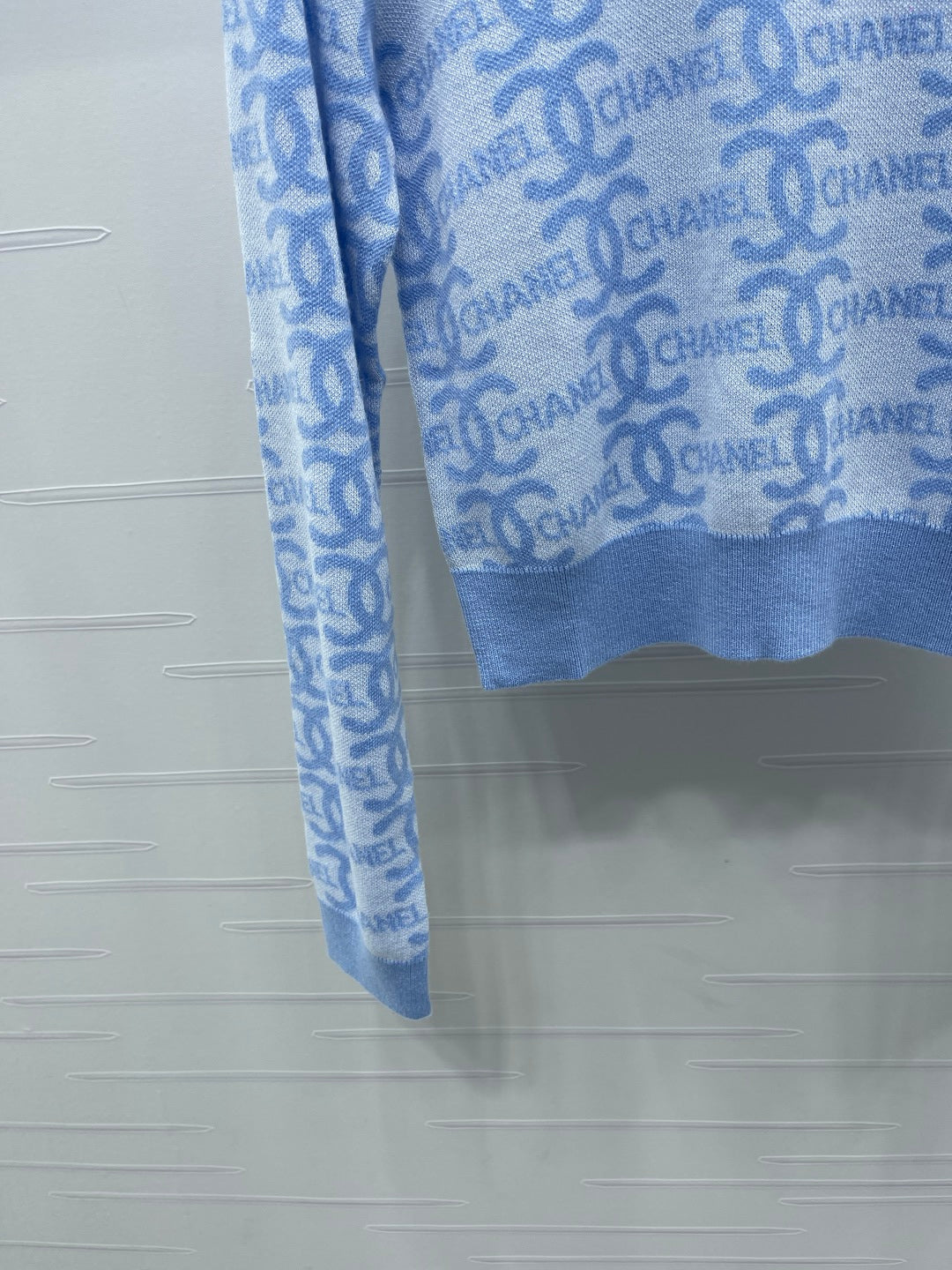 CHANEL 25S SWEATER STYLE 183