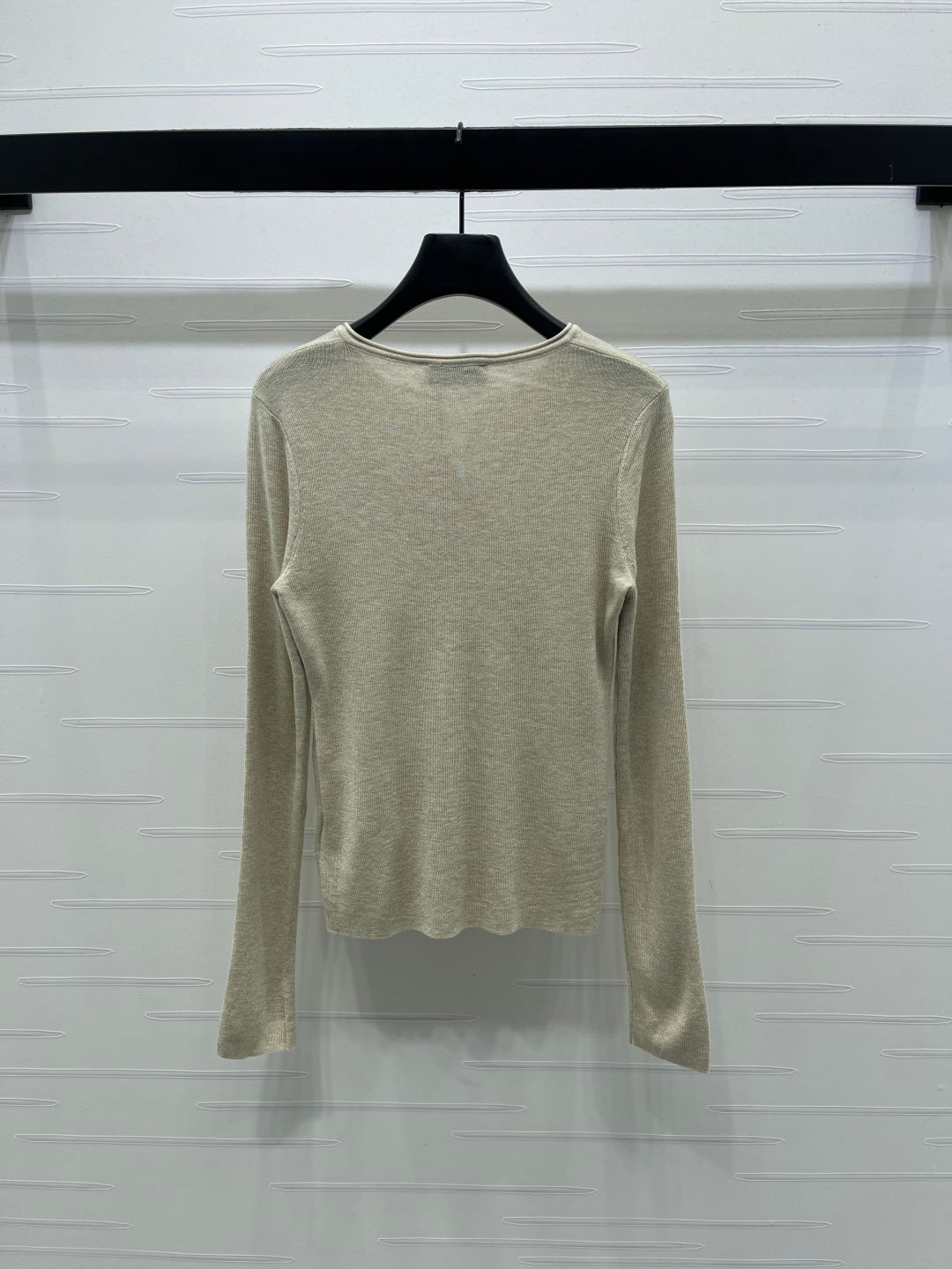 MIUMIU KNITTED LONG SLEEVE TOP STYLE 484