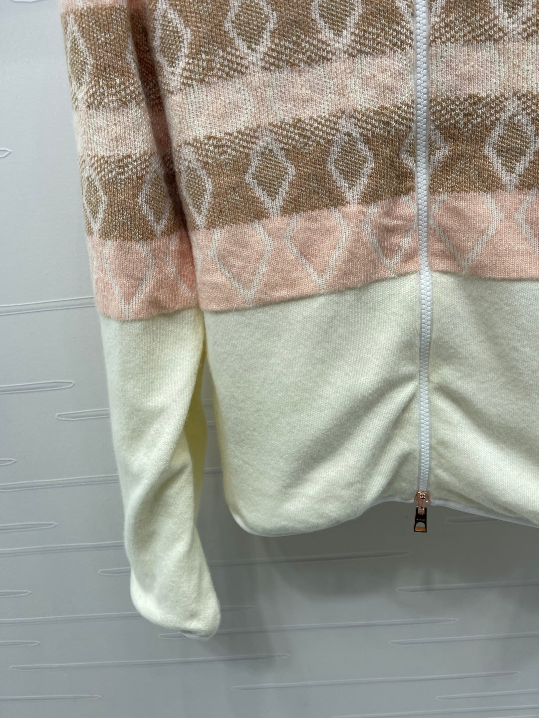 MONCLER 25S HOODED CARDIGAN 239
