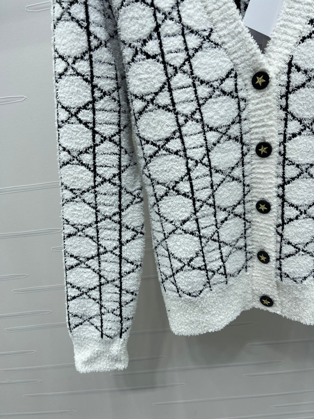 DIOR 25S V-NECK CARDIGAN 827