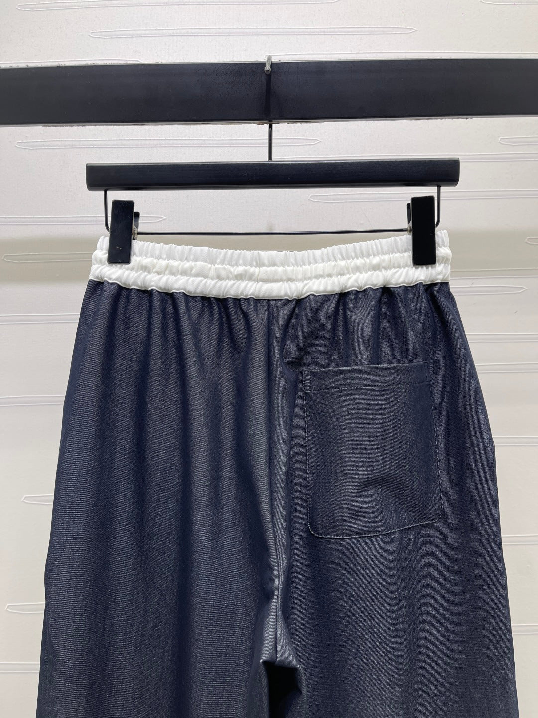LOEWE 26S STRAIGHT LEG PANTS 479