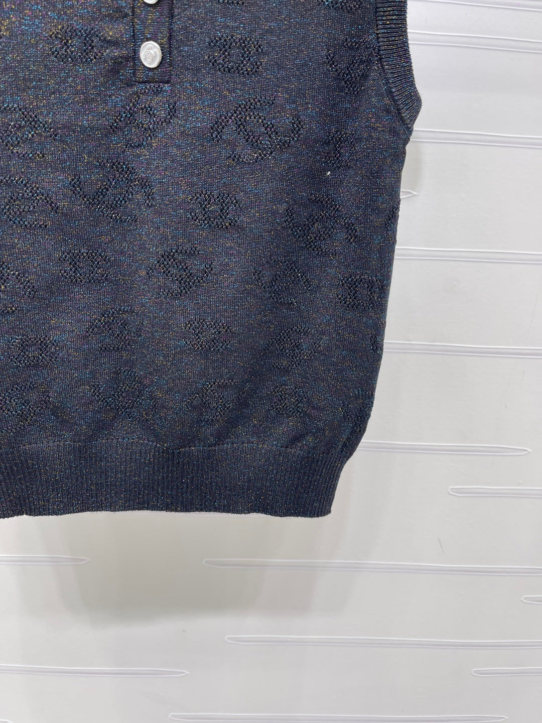 CHANEL 26S SLEEVELESS KNIT POLO TOP 1338