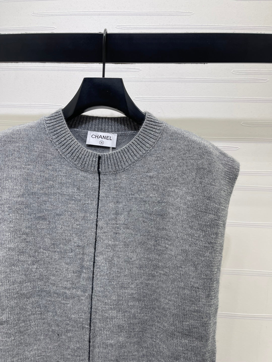 CHANEL 26S CONTRAST KNIT VEST 1323