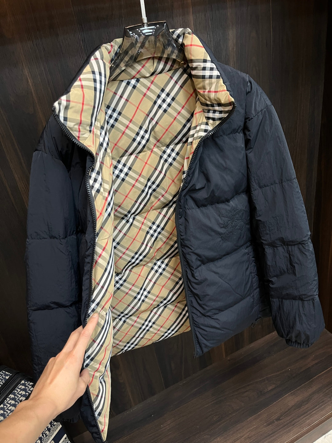 BURBERRY 25S REVERSIBLE DOWN JACKET 256