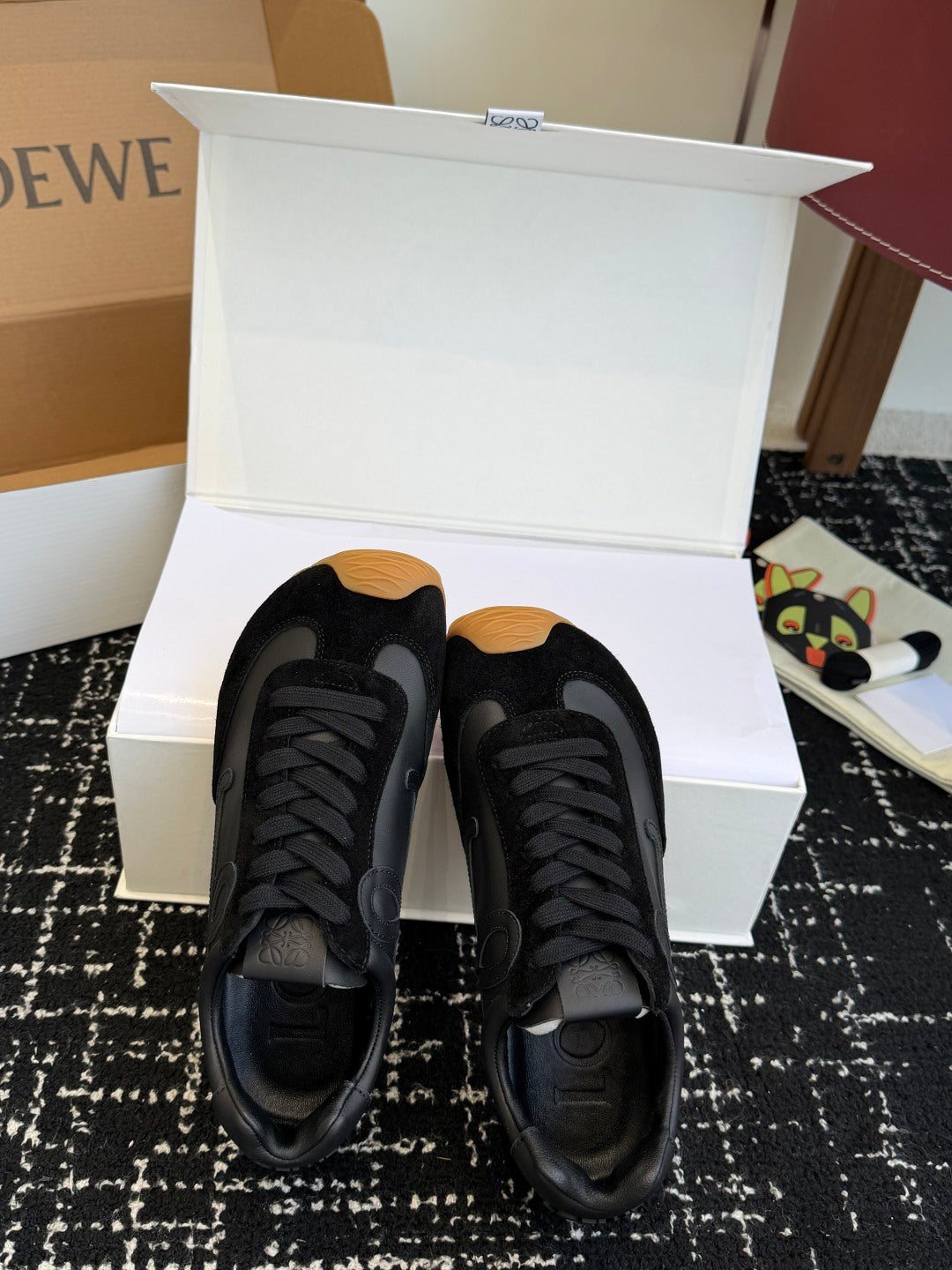 LOEWE 26S FLOW RUNNER SNEAKER IN BLACK SUEDE AND LAMBSKIN