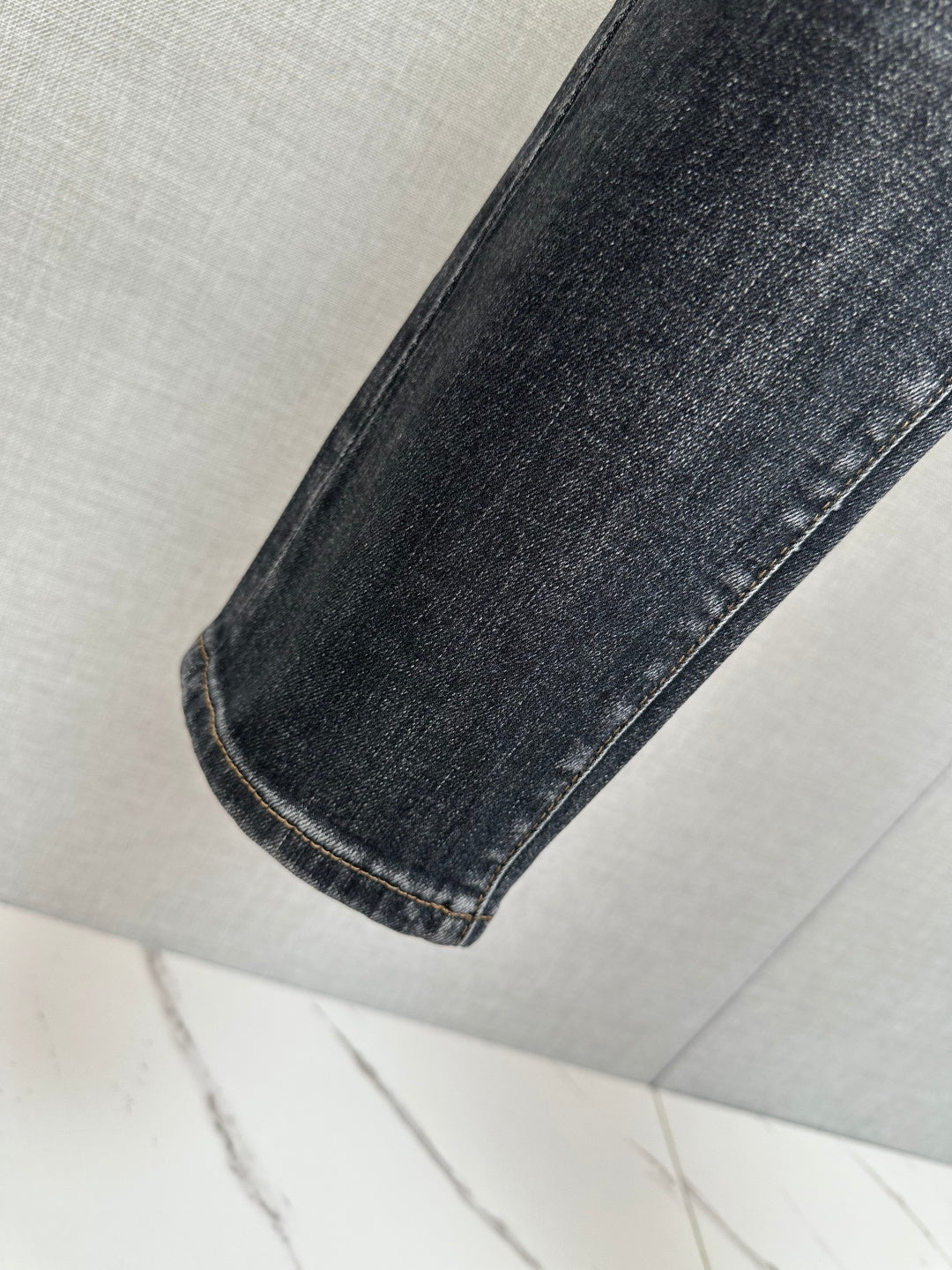 BLACK DENIM JEANS FEATURING THE DIOR OBLIQUE MOTIF ON BACK POCKET