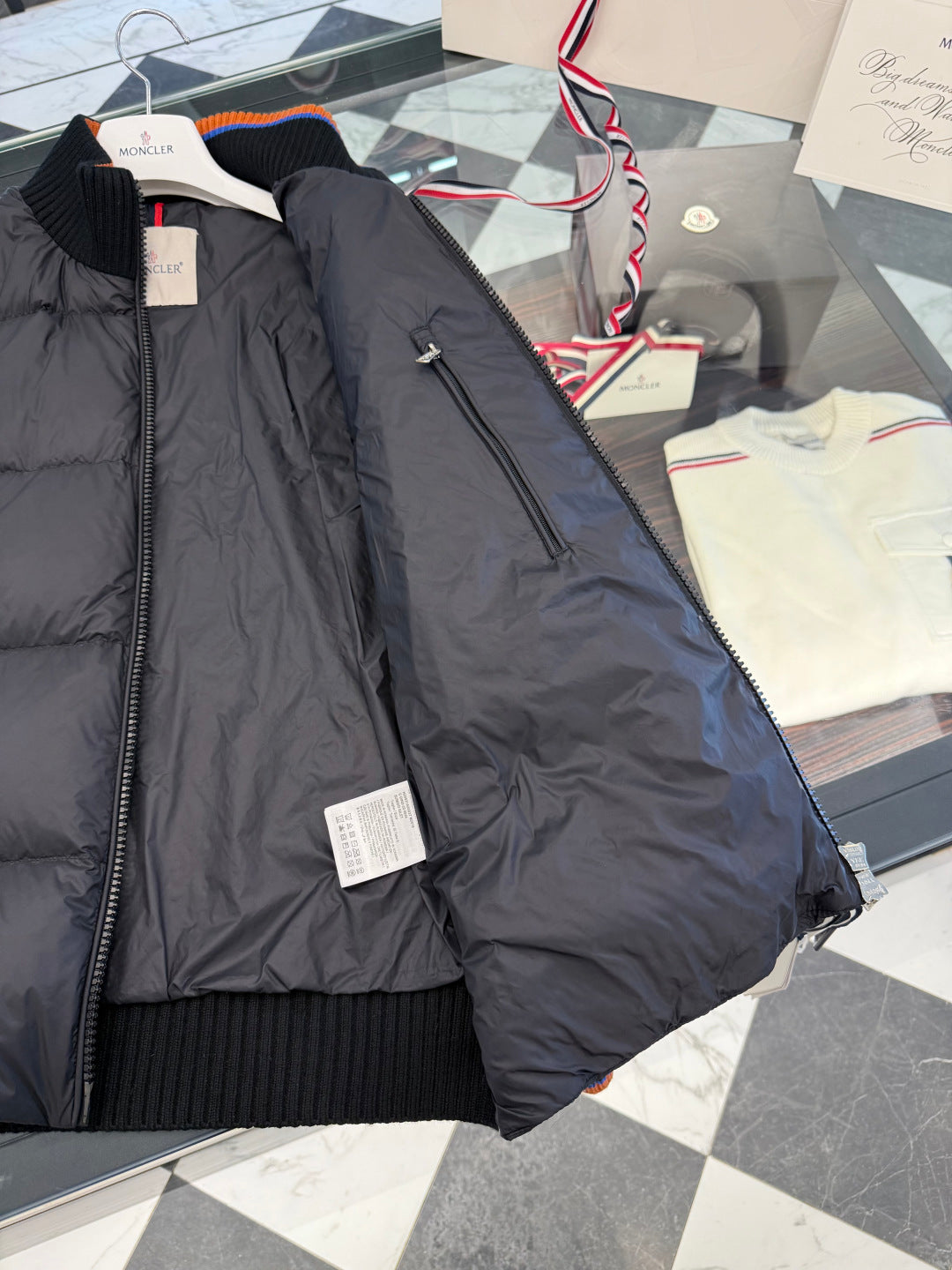 MONCLER 25S PREMIUM DOWN JACKET 474