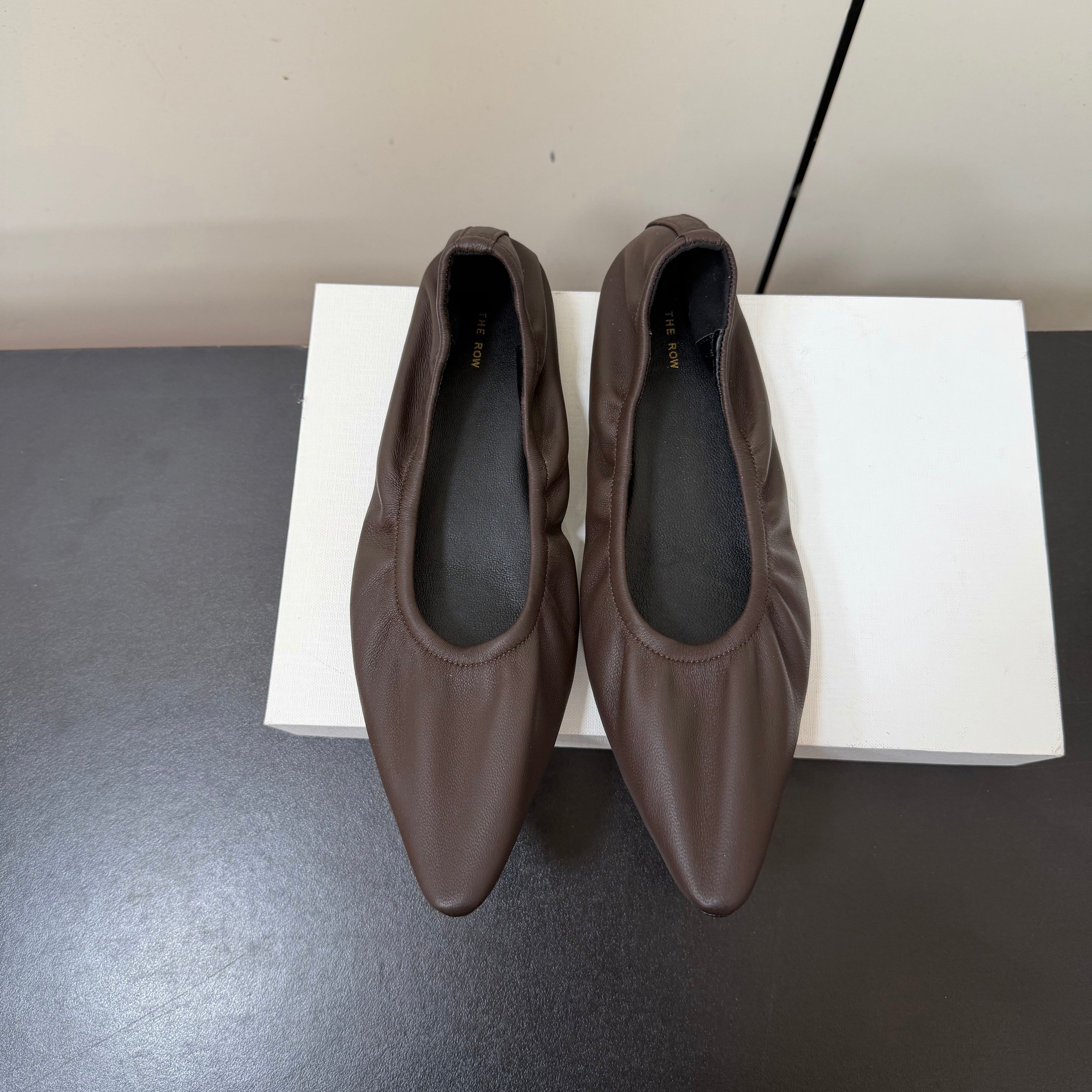 THE ROW 26S POINTED TOE BALLET FLATS IN CHOCOLATE BROWN LAMBSKIN