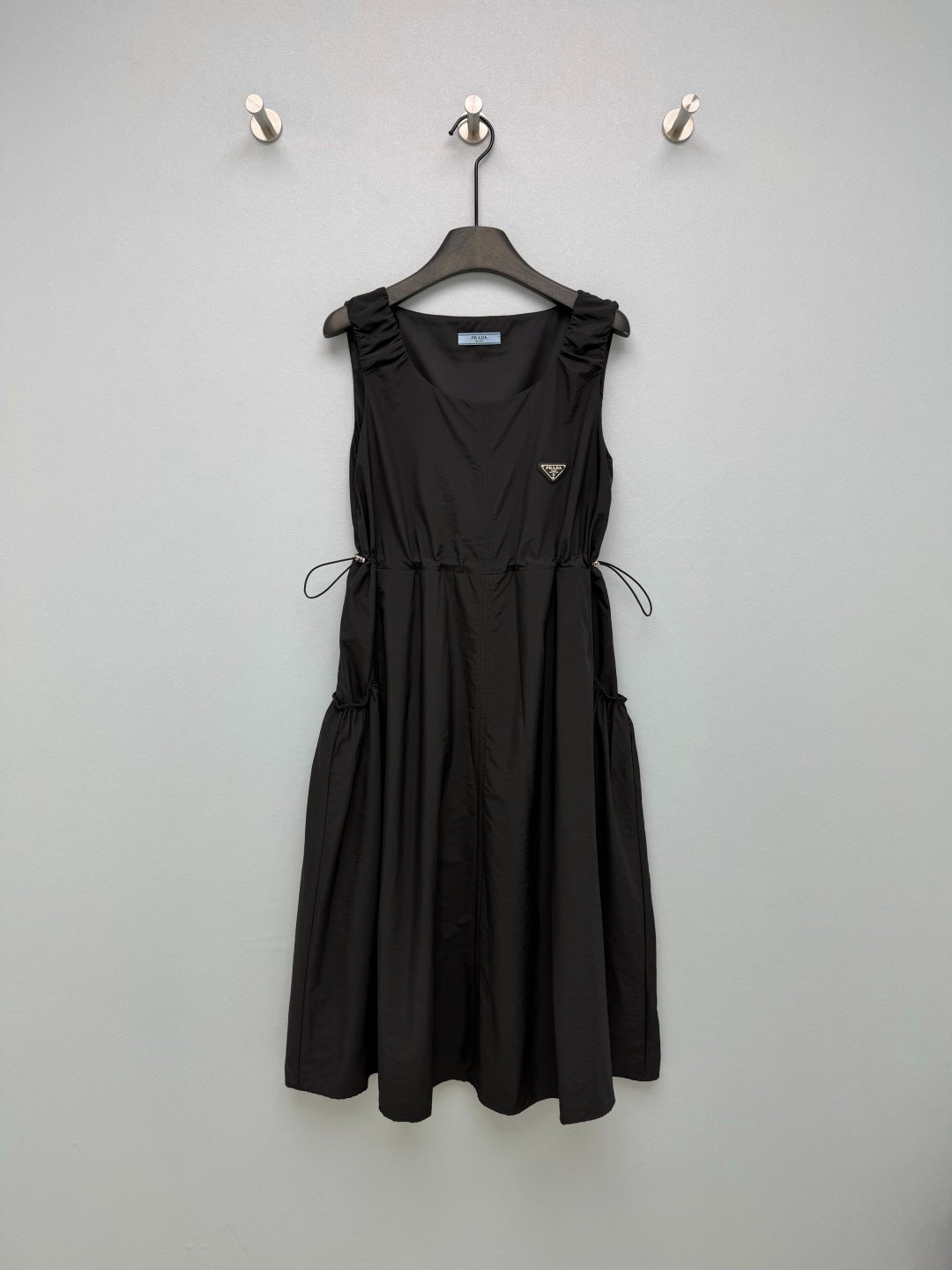PRADA 26S SLEEVELESS WAISTED DRESS STYLE 889