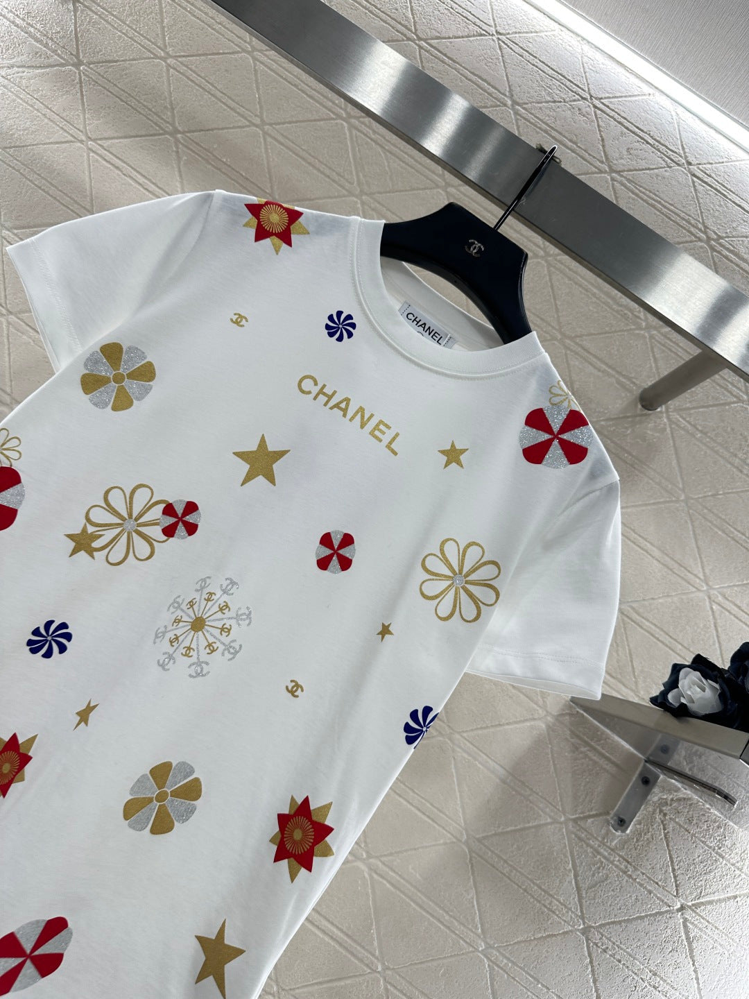 CHANEL 25S PRINTED T-SHIRT 650