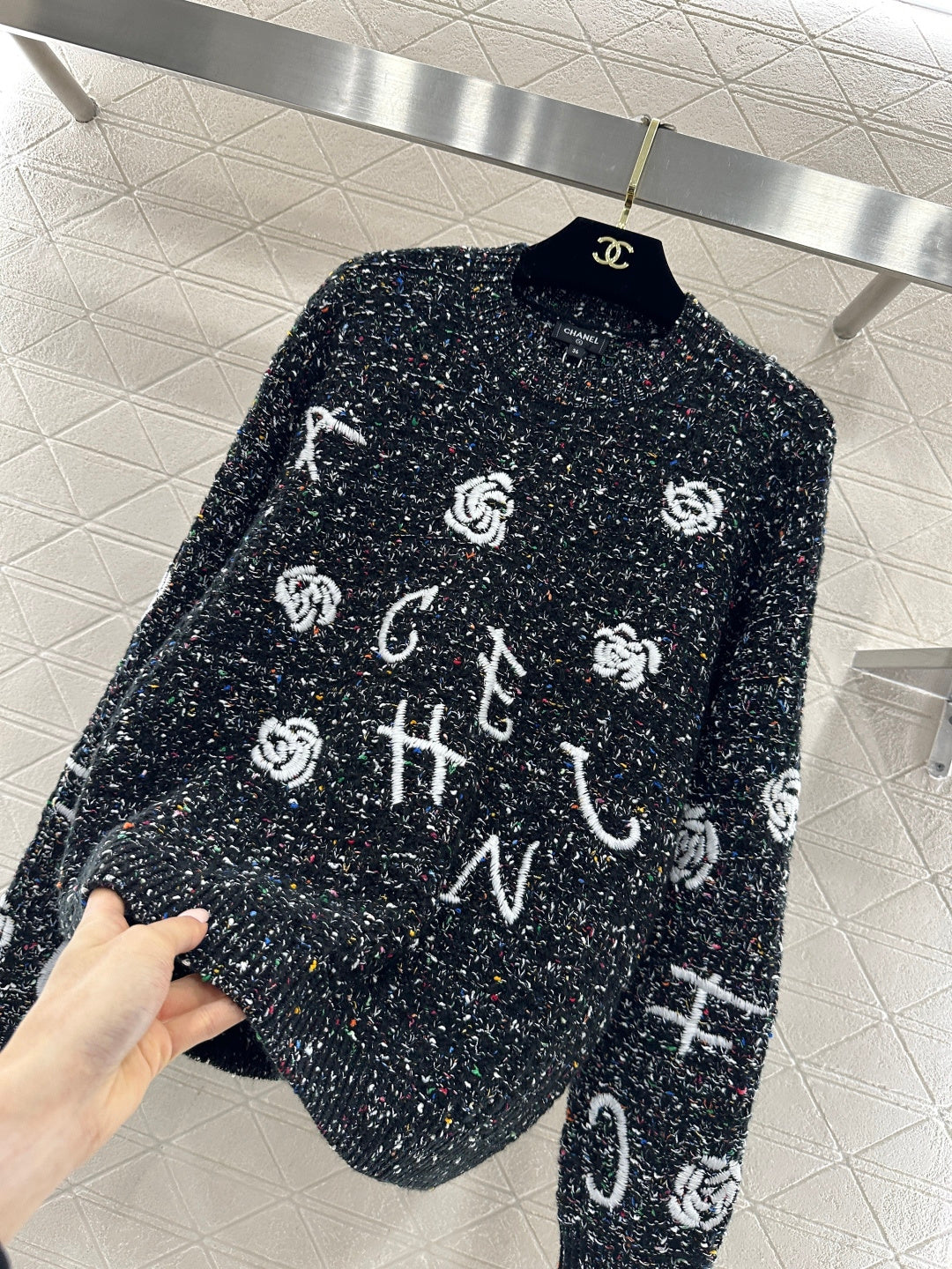 CHANEL 26S CASHMERE BLEND KNIT SWEATER 731