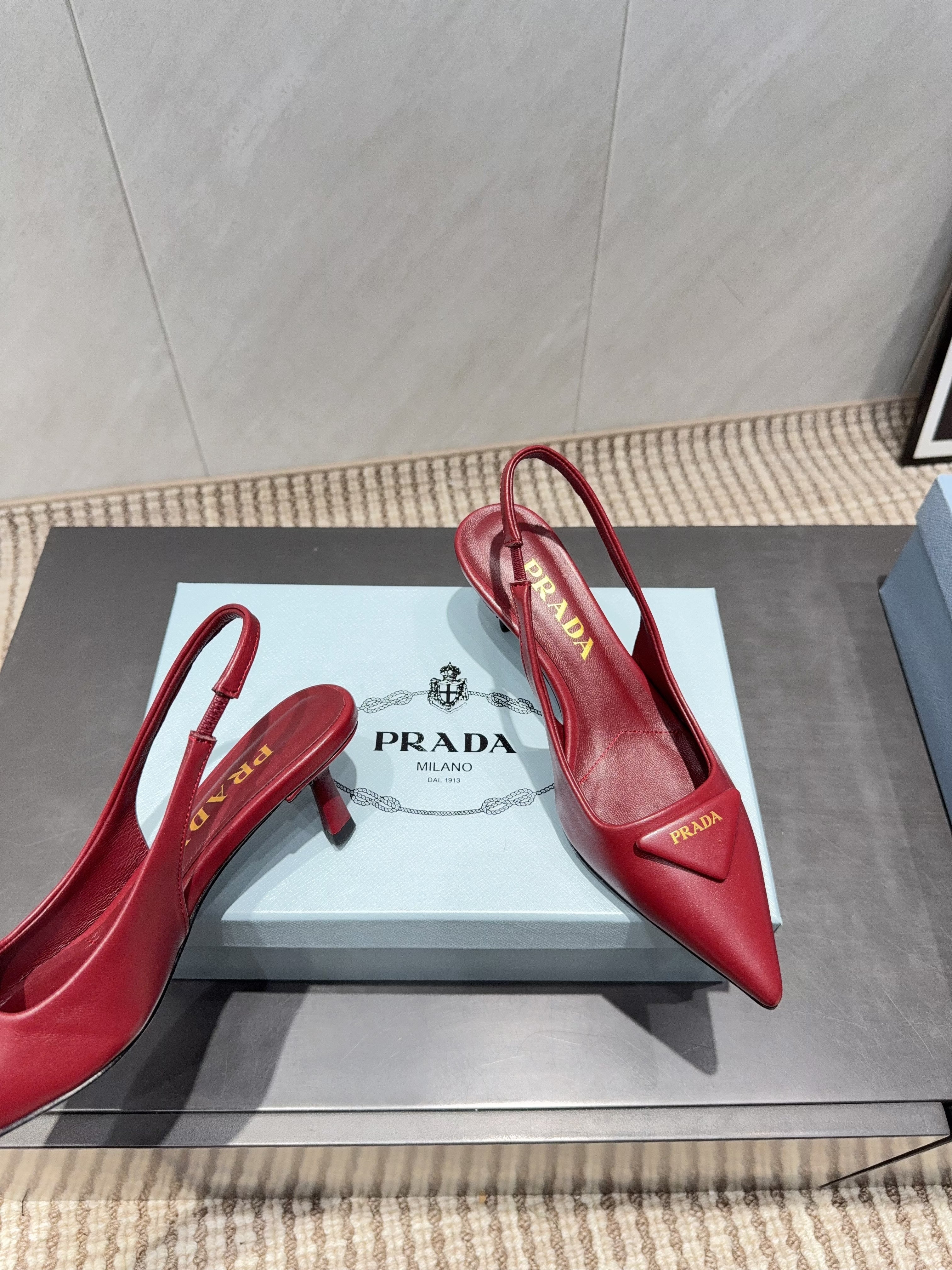 PRADA 26S POINTED TOE SLINGBACK HIGH HEELS 55MM IN DEEP WINE RED SHEEPSKIN WITH LOGO