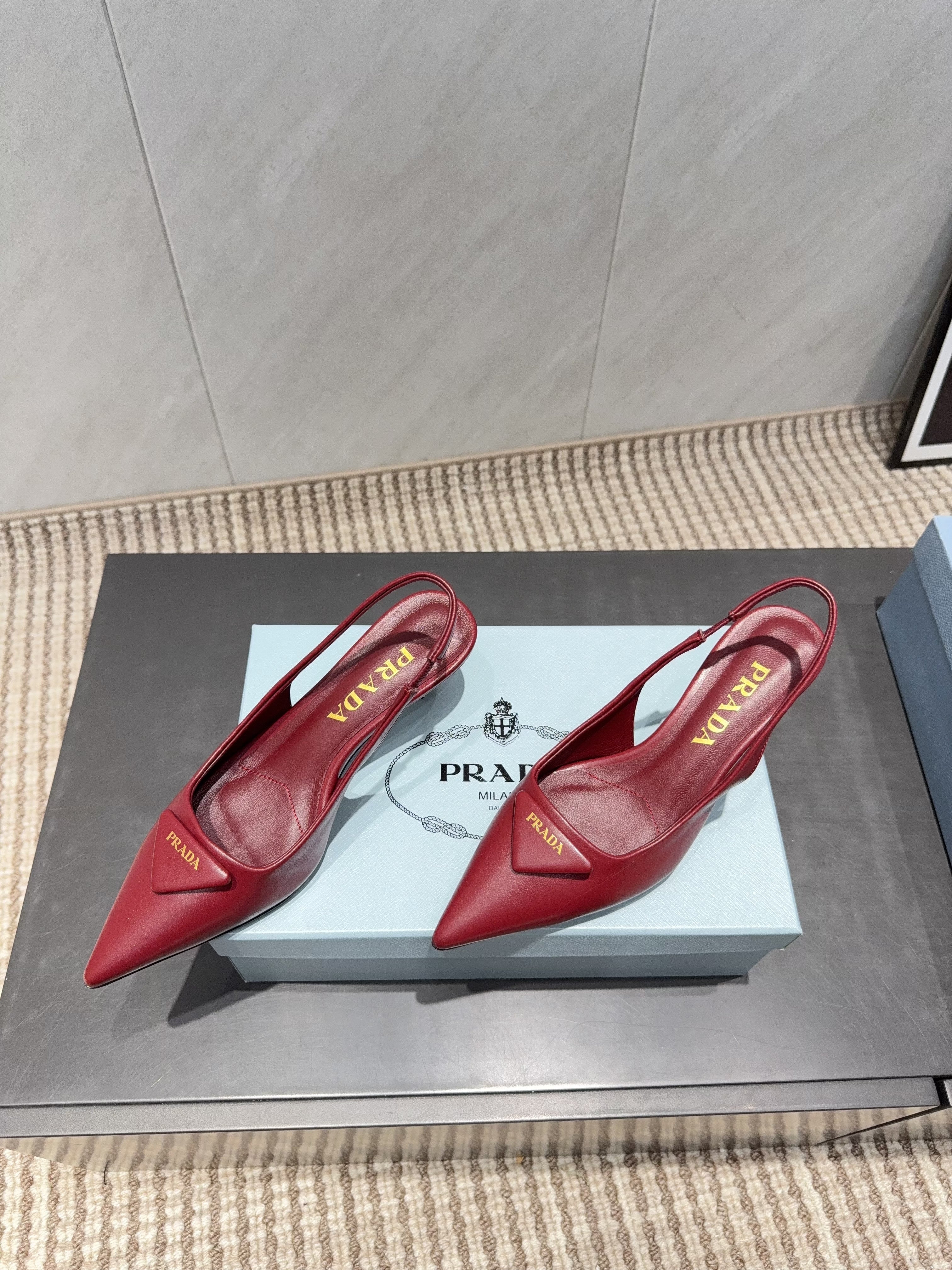 PRADA 26S POINTED TOE SLINGBACK HIGH HEELS 55MM IN DEEP WINE RED SHEEPSKIN WITH LOGO