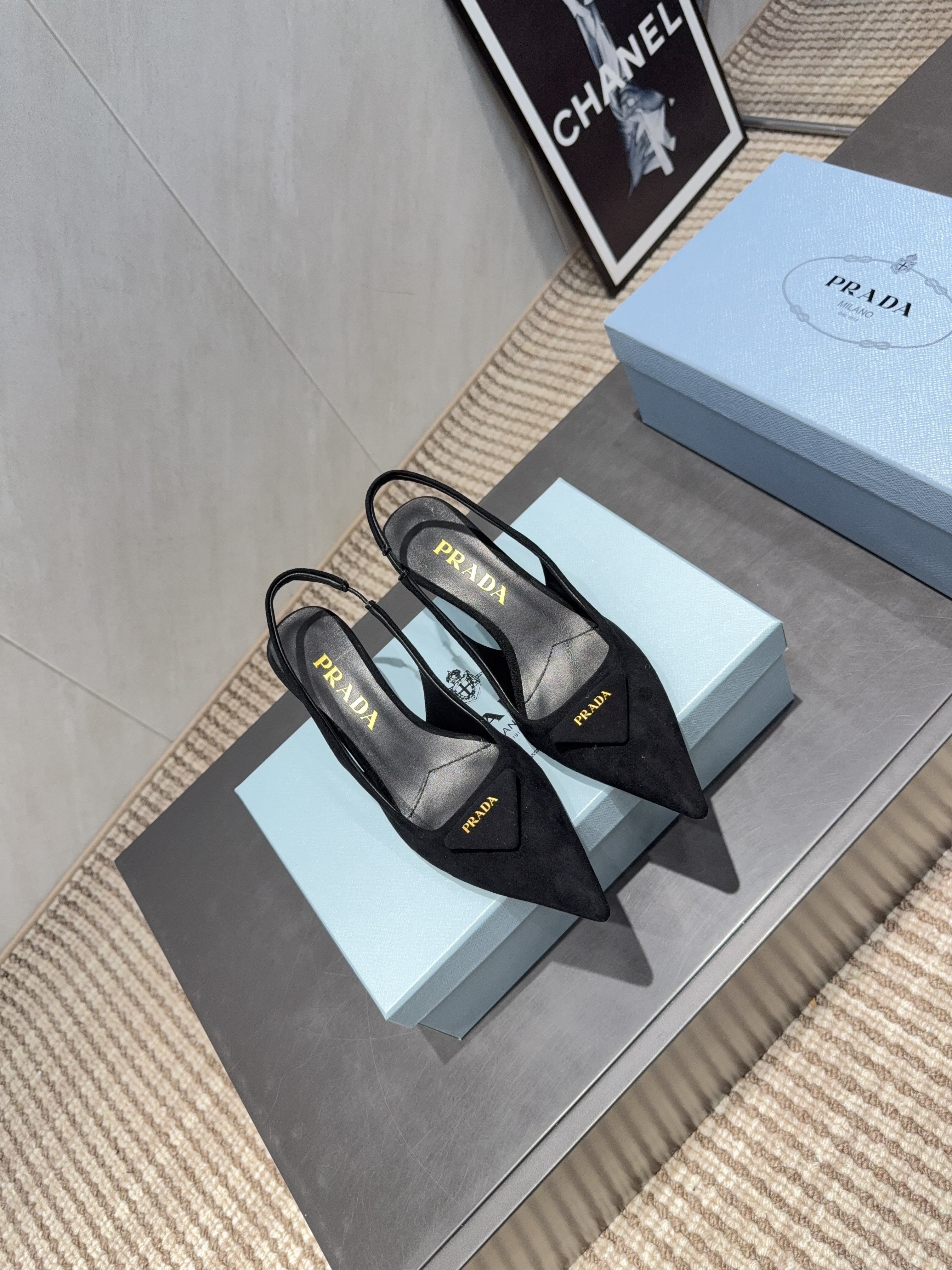 PRADA 26S POINTED TOE SLINGBACK HIGH HEELS 55MM IN BLACK SUEDE WITH LOGO