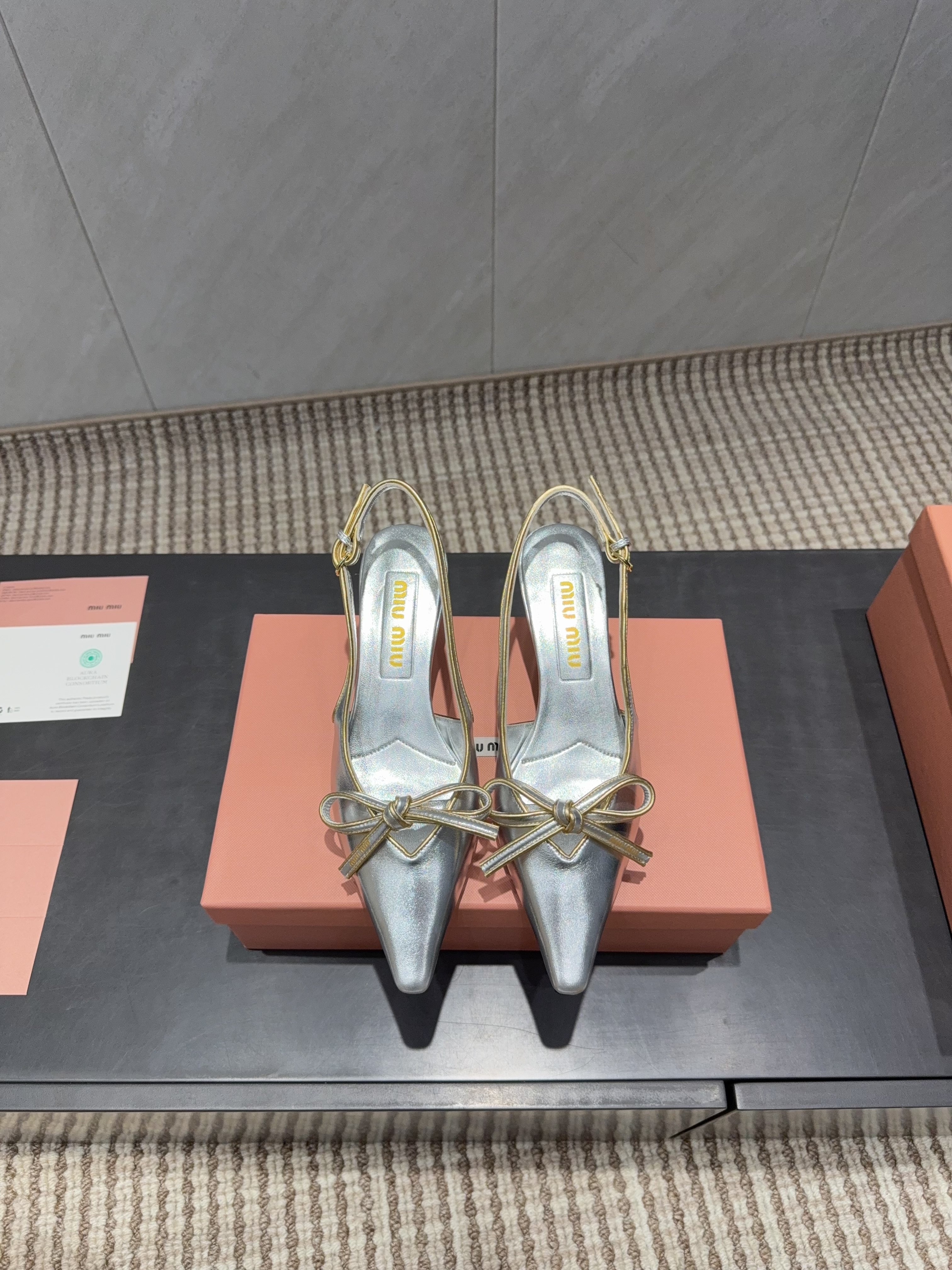 MIUMIU 26S SLINGBACK 55MM IN SILVER CALFSKIN WITH BOW