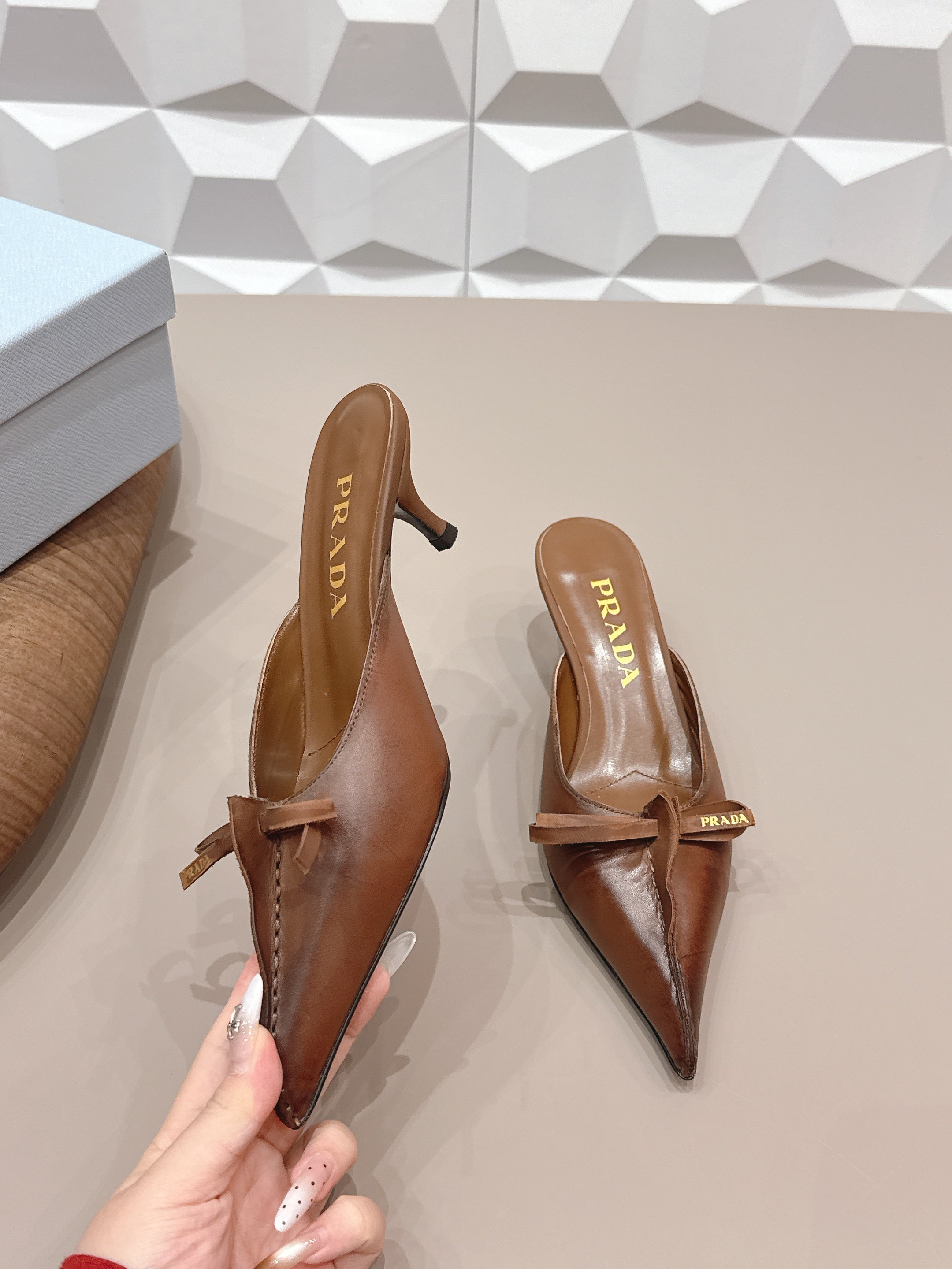 PRADA 26S POINTED TOE LACE TRIM MULES 55MM IN BROWN CALFSKIN WITH BOW