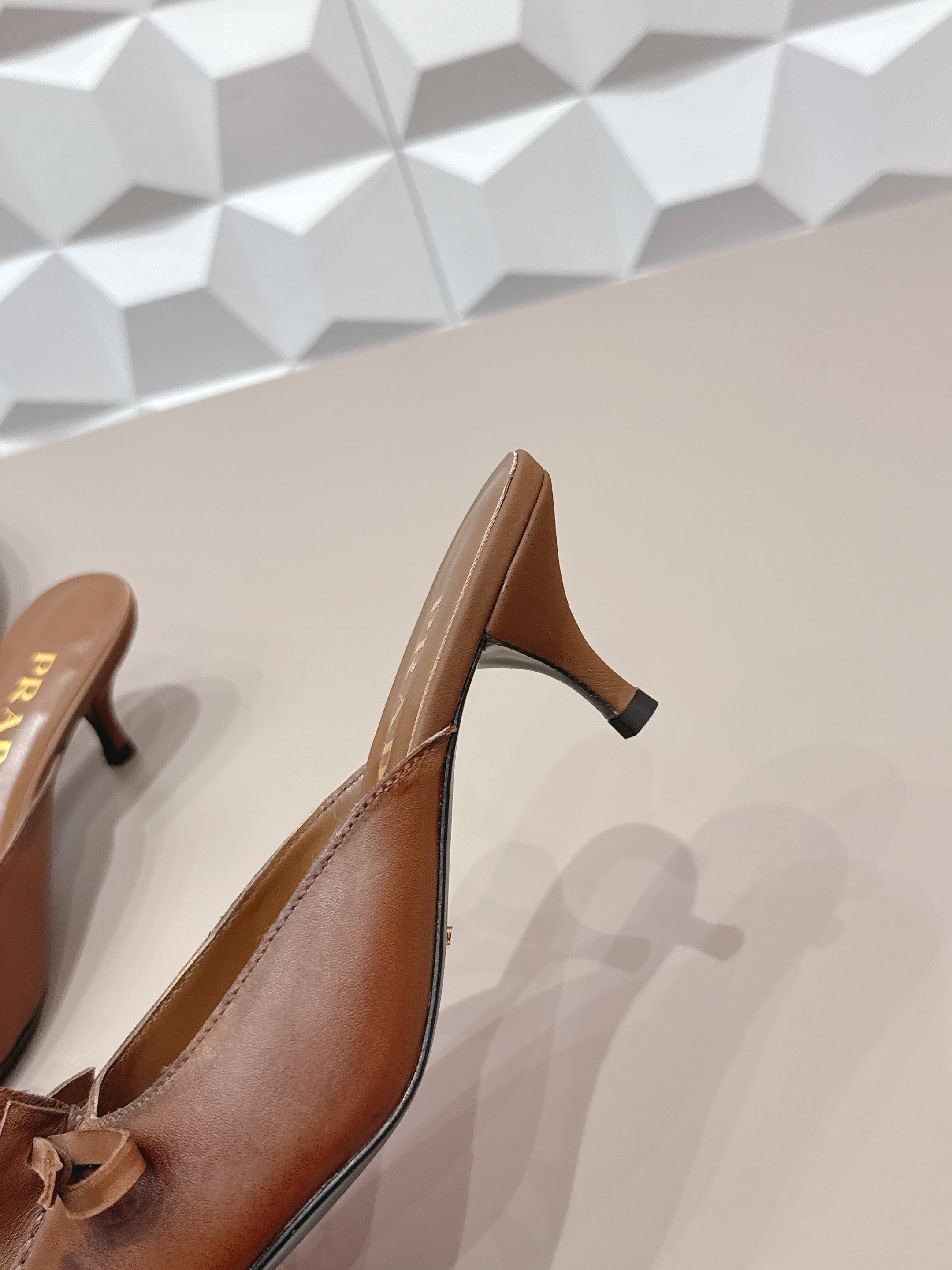 PRADA 26S POINTED TOE LACE TRIM MULES 55MM IN BROWN CALFSKIN WITH BOW