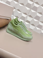 LOEWE 26S FLOW RUNNER SNEAKER IN OLIVE GREEN CALFSKIN AND SUEDE