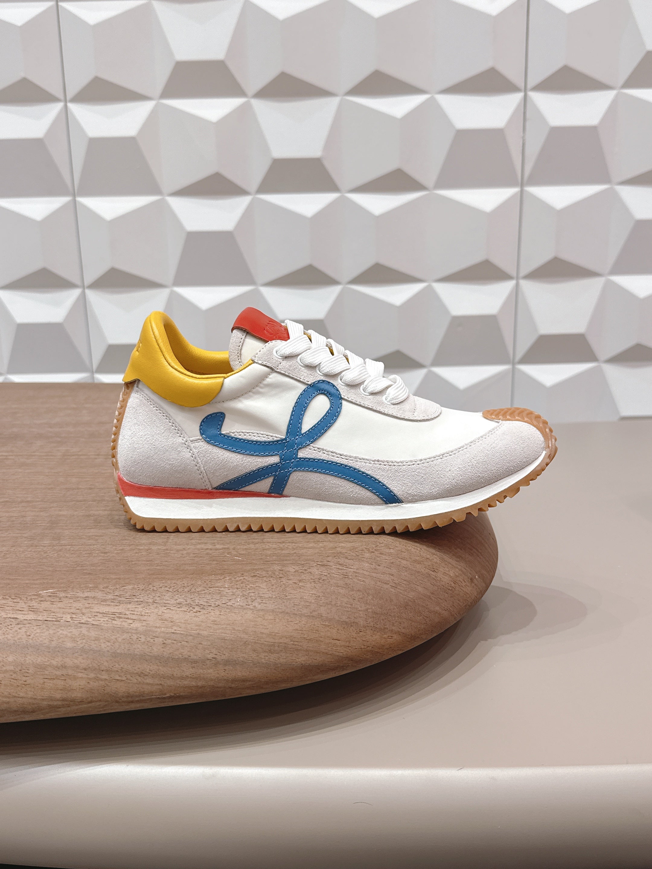 LOEWE 26S FLOW RUNNER SNEAKER IN LIGHT GRAY SUEDE YELLOW AND BLUE CALFSKIN