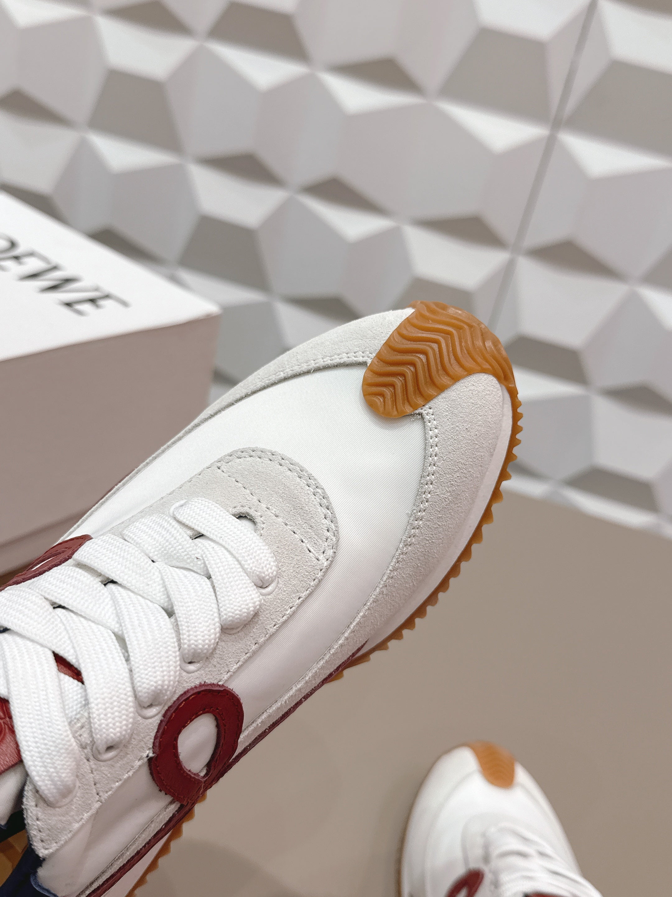 LOEWE 26S FLOW RUNNER SNEAKER IN LIGHT GRAY SUEDE AND NAVY BLUE AND RED CALFSKIN