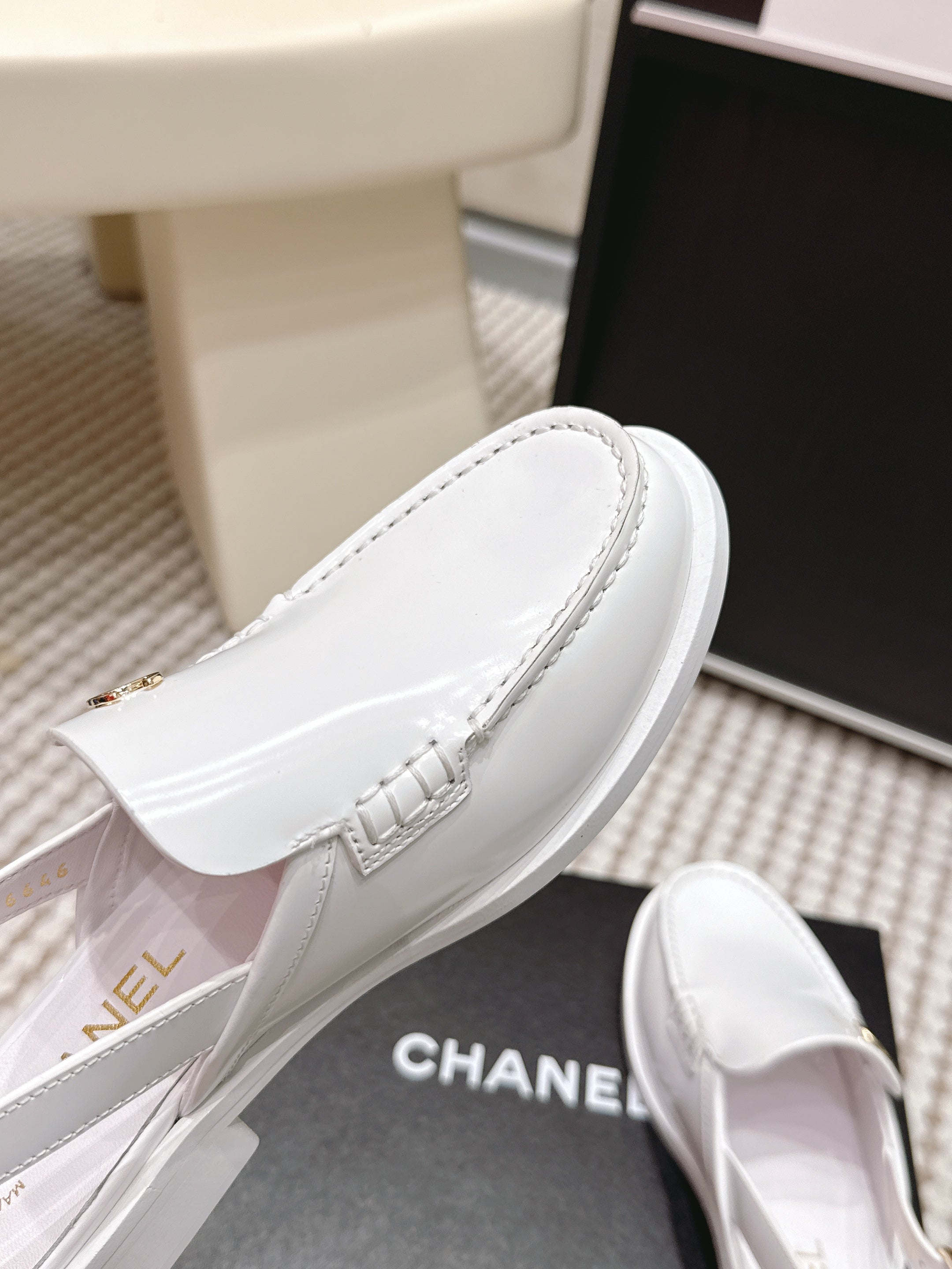 CHANEL 26S SLINGBACK LOAFERS IN WHITE GLOSSY CALFSKIN