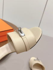 HM 26S KELLY HEEL SANDAL 50MM IN LIGHT YELLOW CALFSKIN SILVER HARDWARE