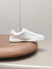 HM 26S TRAIL SNEAKERS IN WHITE PERFORATED CALFSKIN