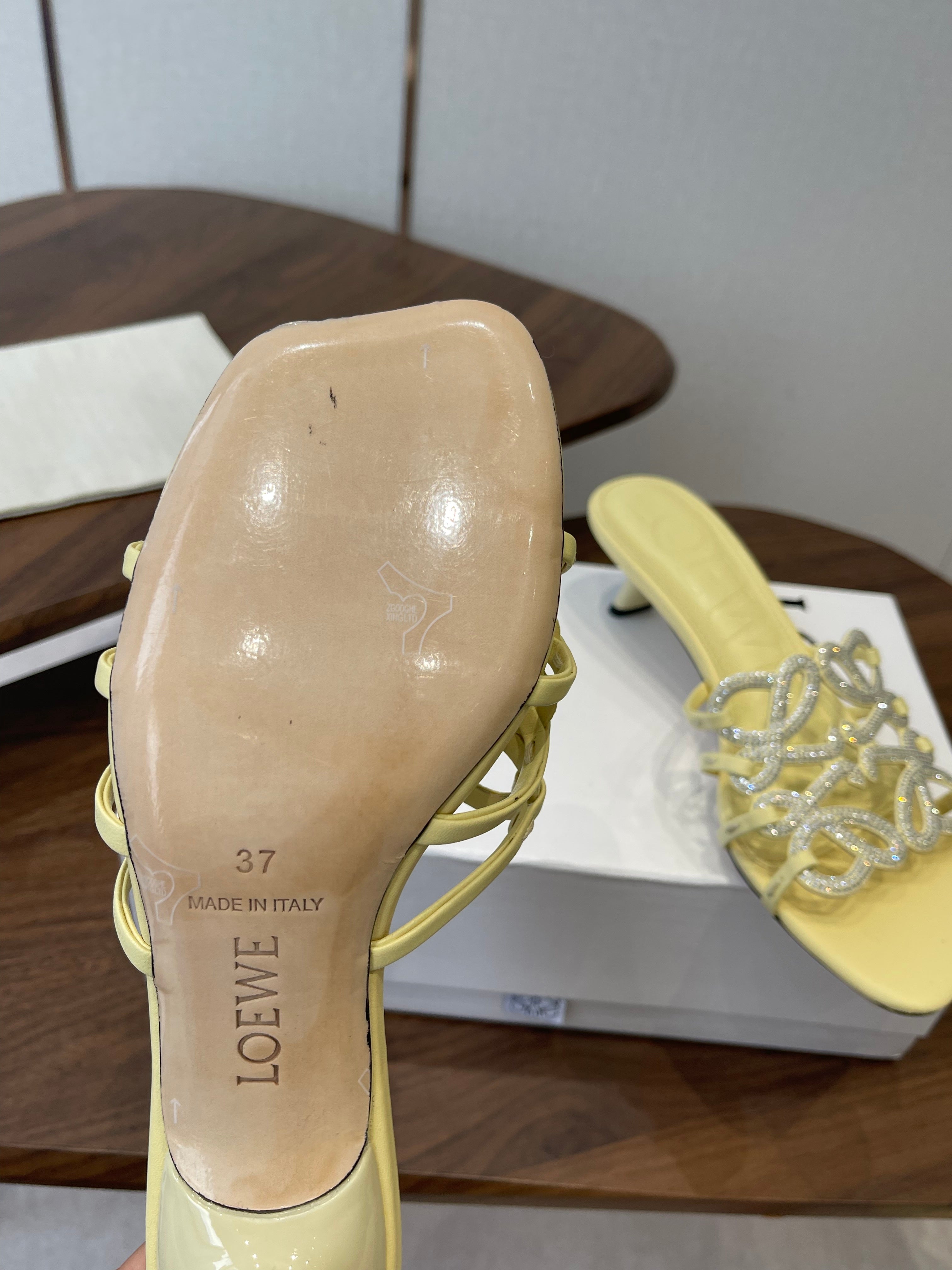 LOEWE 26S HIGH HEEL SANDALS IN BUTTER YELLOW CALFSKIN WITH CRYSTALS