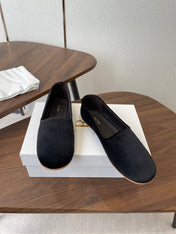 THE ROW 26S BALLET FLATS IN BLACK VELVET