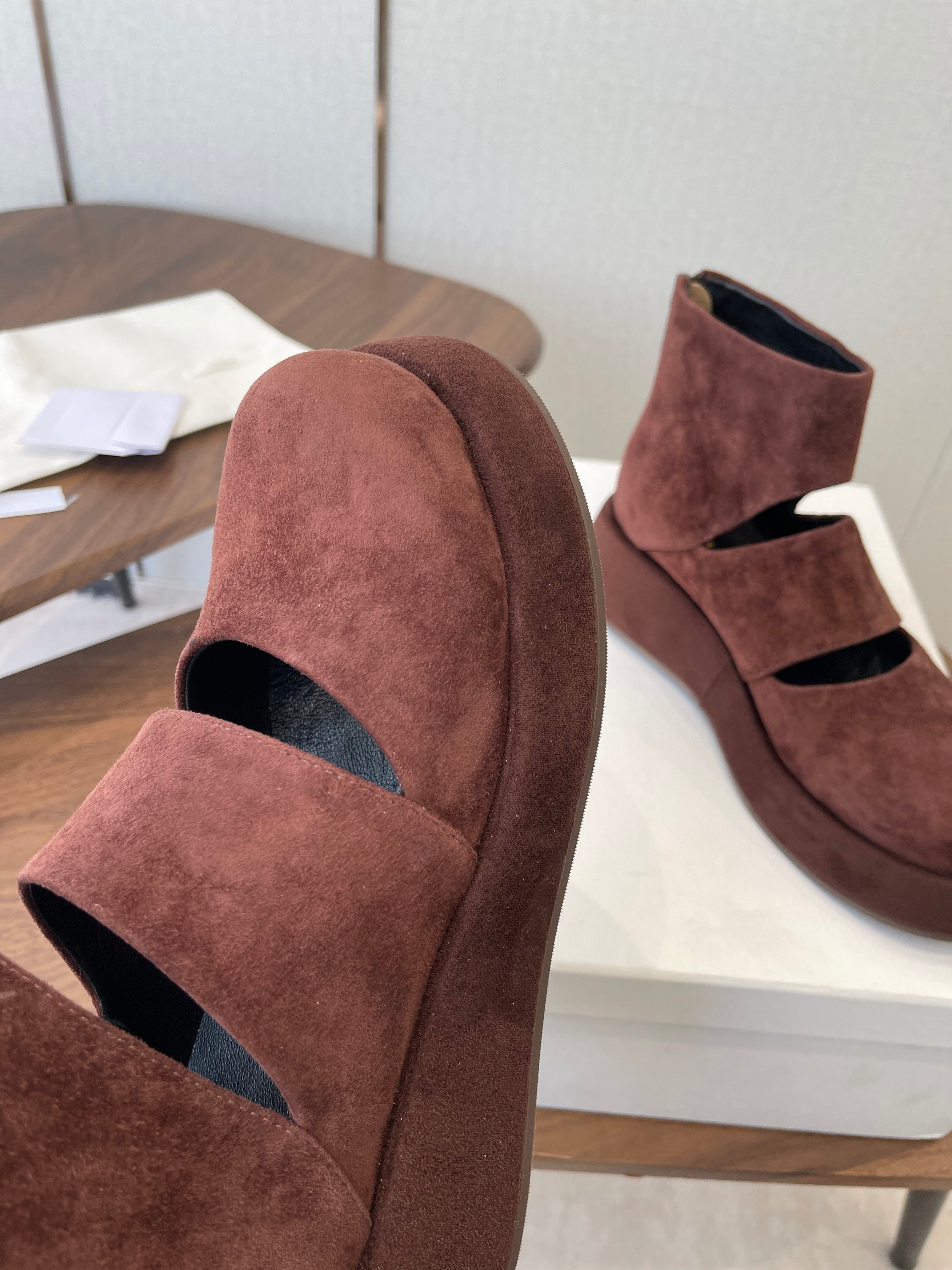 THE ROW 26S PLATFORM MARY JANE IN CHOCOLATE BROWN SUEDE