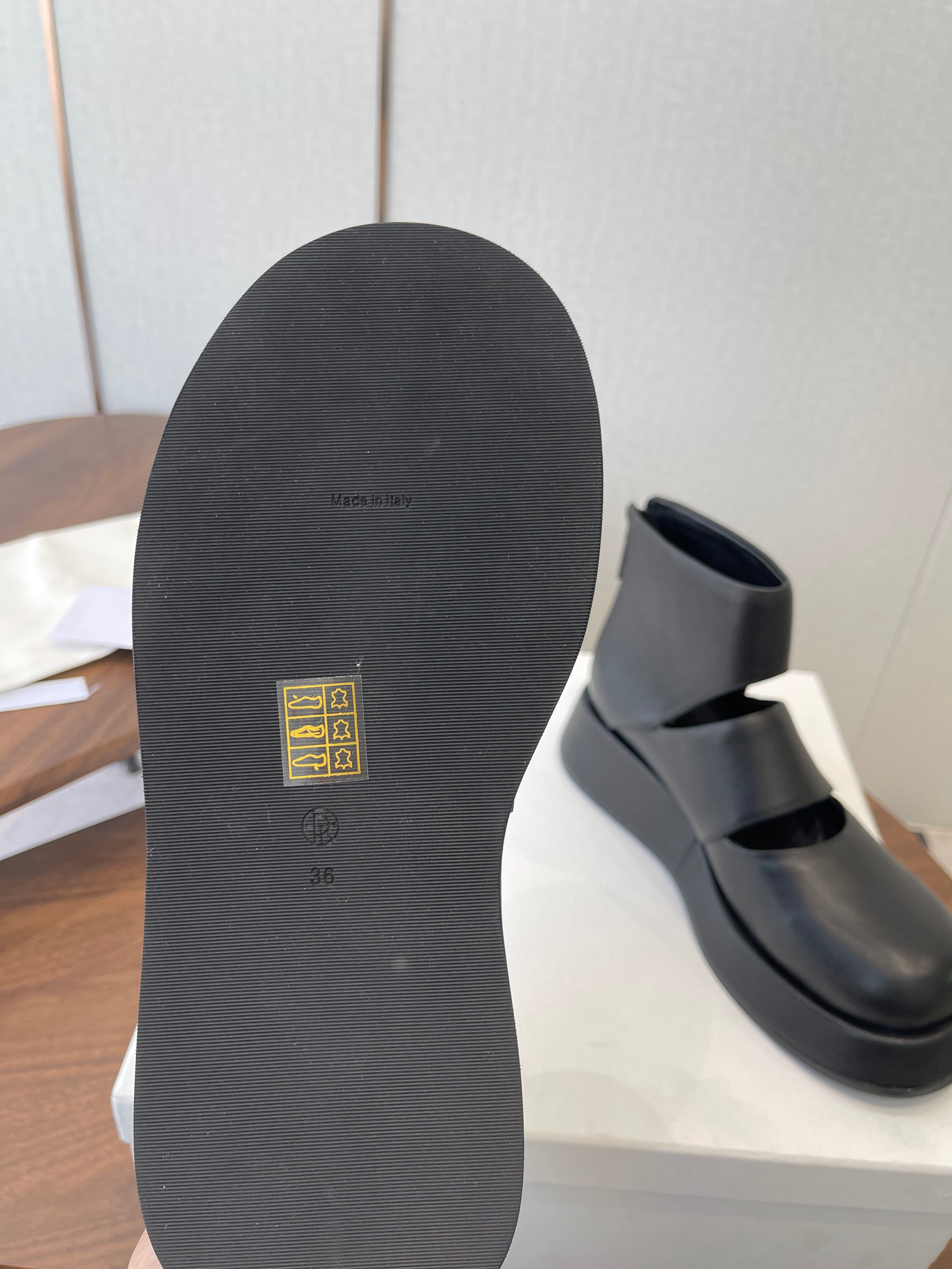 THE ROW 26S PLATFORM MARY JANE IN BLACK CALFSKIN