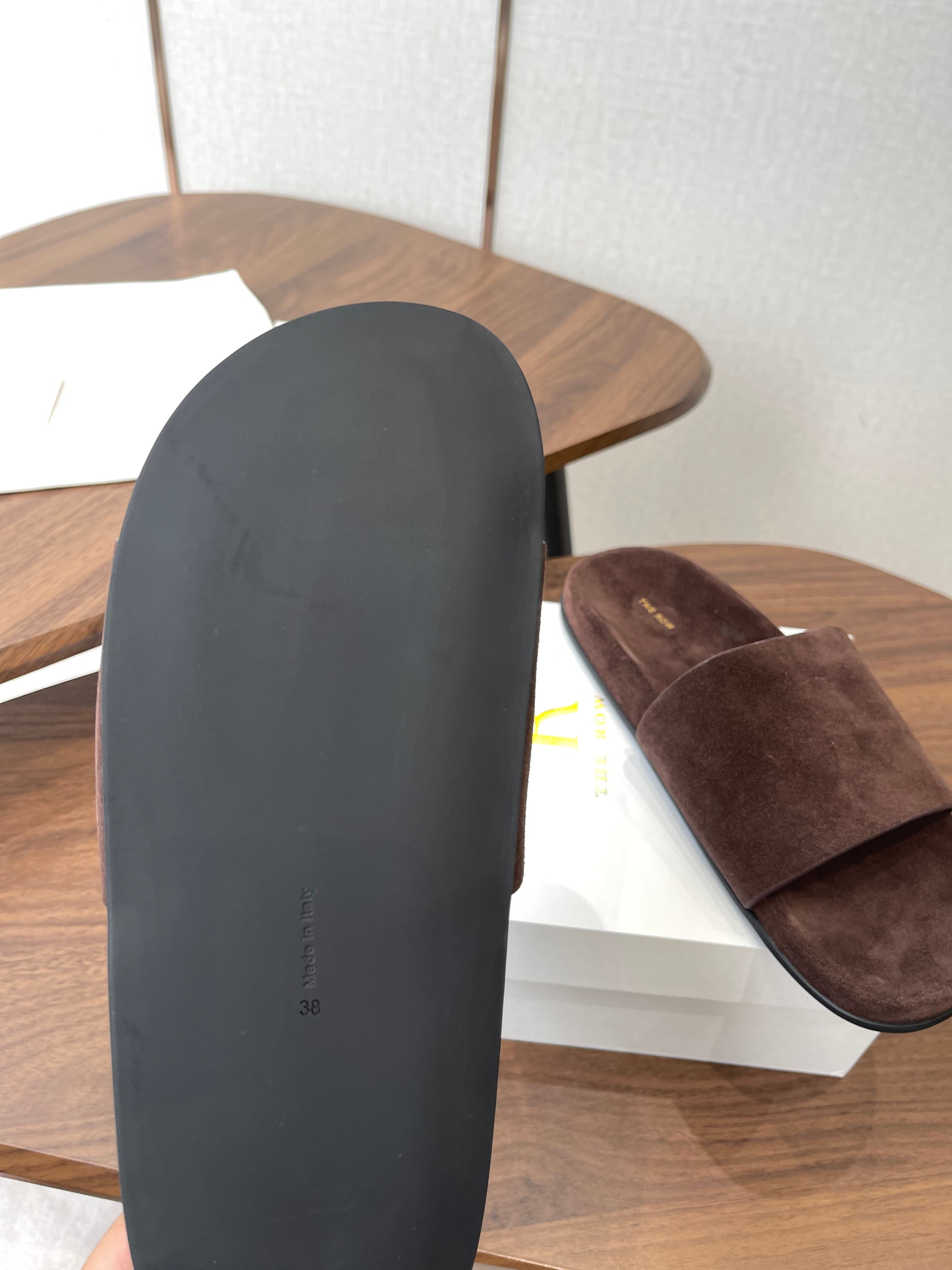 THE ROW 26S SLIDE SANDALS IN CHOCOLATE BROWN SUEDE