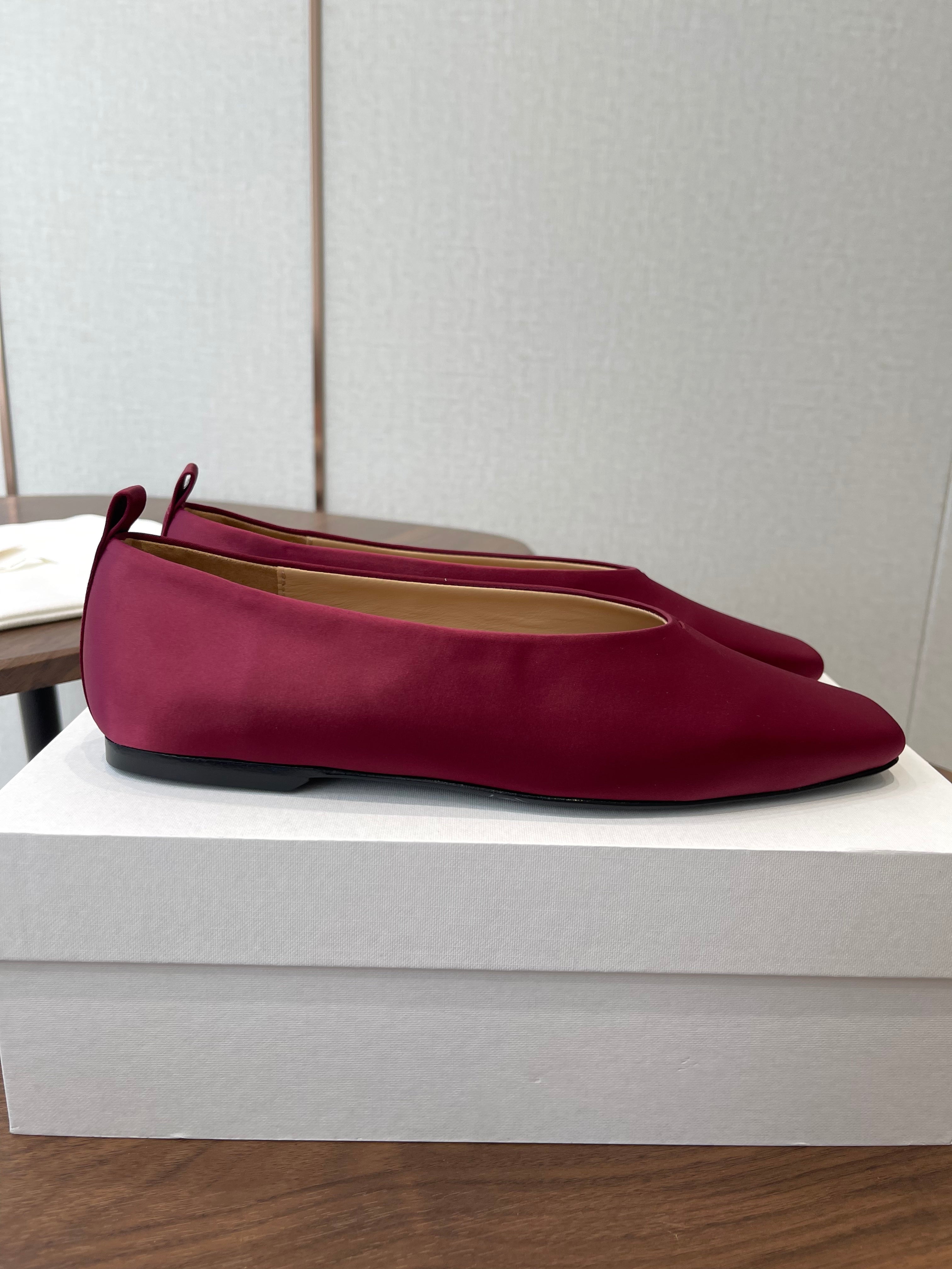 THE ROW 26S SQUARE TOE BALLET FLATS IN WINE RED SATIN