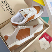 VALENTINO 25S GARAVANI FREEDOTS SNEAKERS IN BEIGE SUEDE AND ORANGE LAMBSKIN