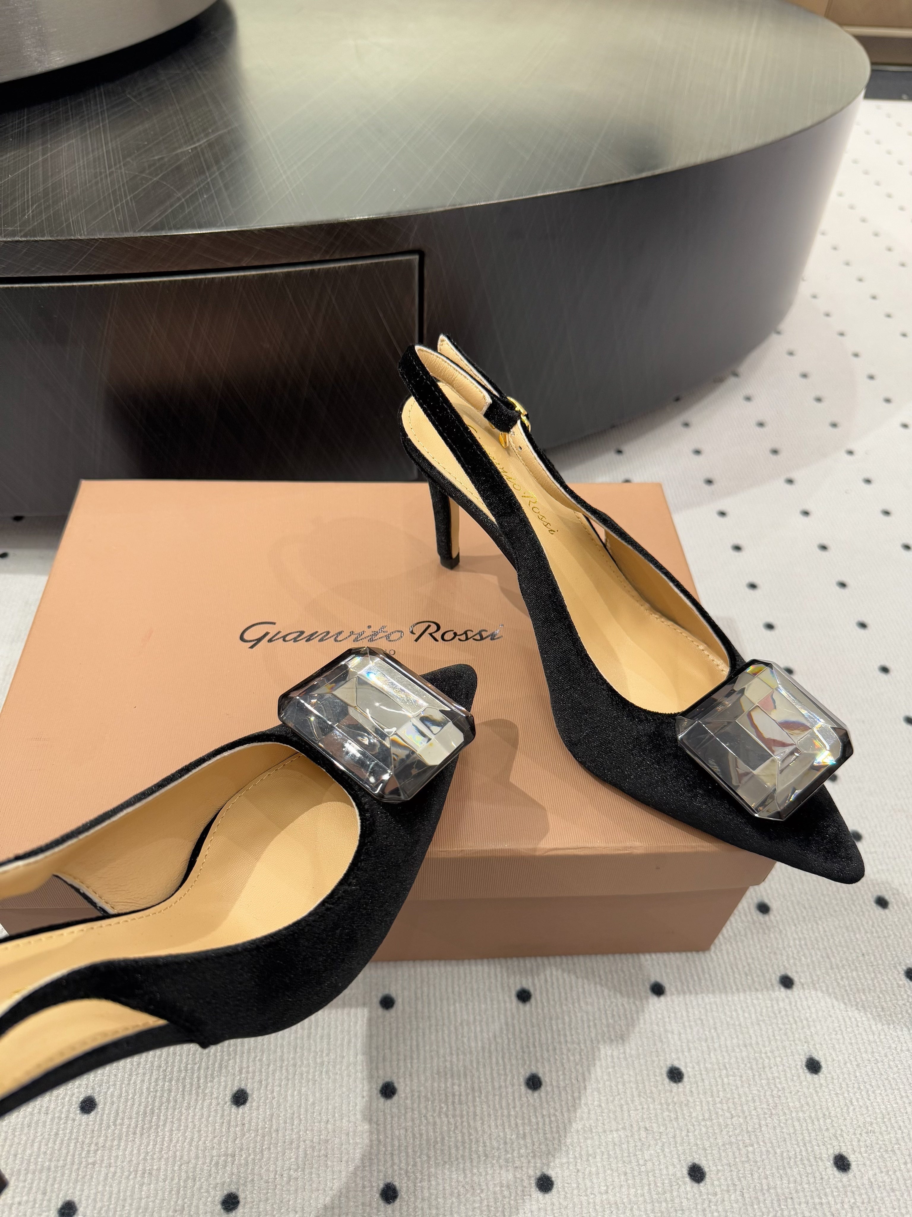 GIANVITO ROSSI 26S HIGH-HEEL SLINGBACKS 85 MM IN BLACK VELVET